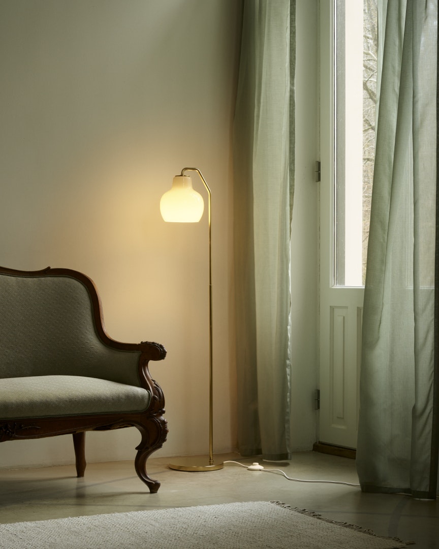 VL Ring Crown Floor Lamp
