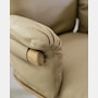 Ramus Chair
