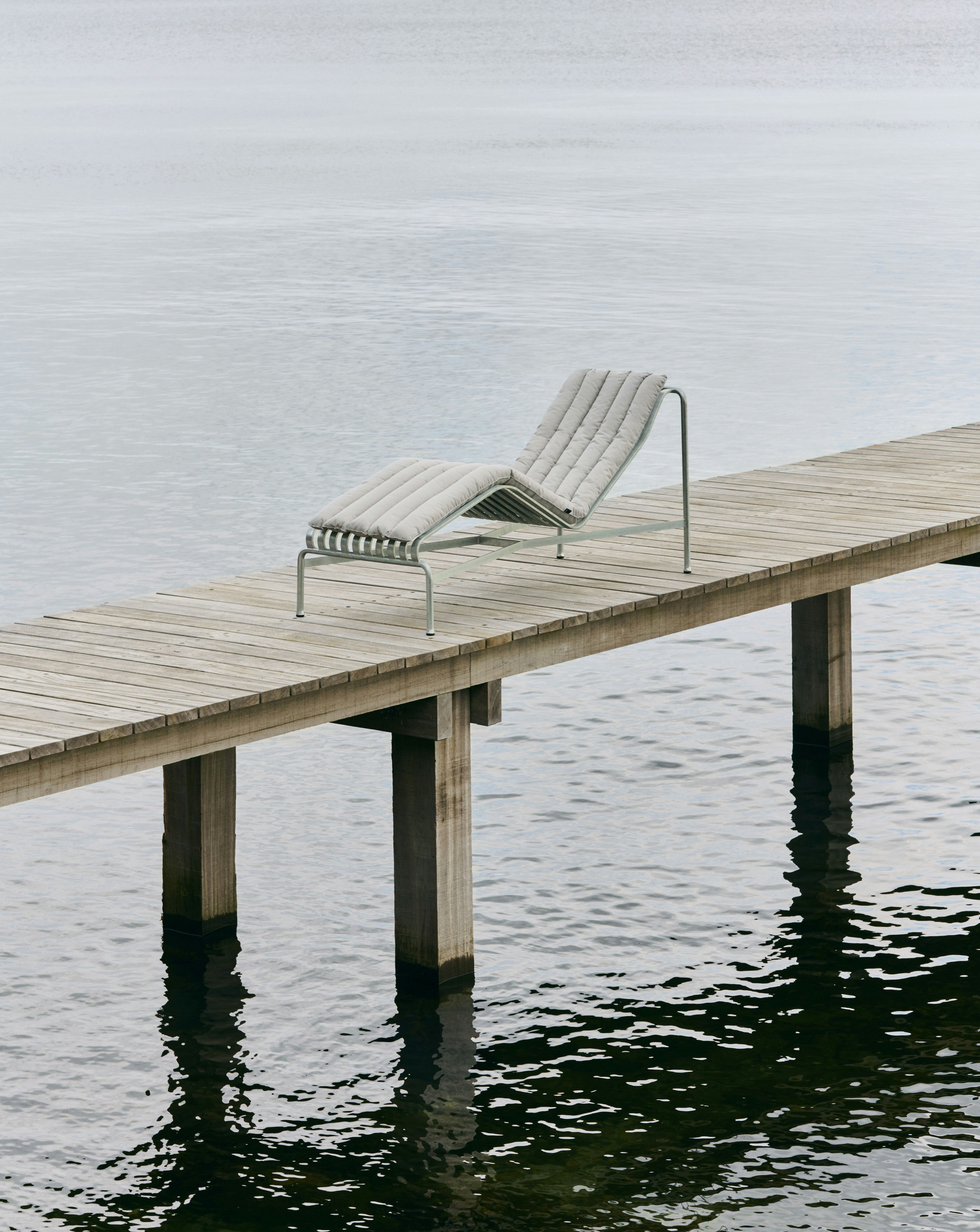 Palissade Chaise Lounge Chair Soft Cushion