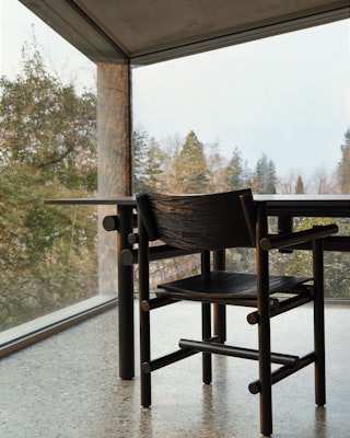 Muecke Dining Table Chair