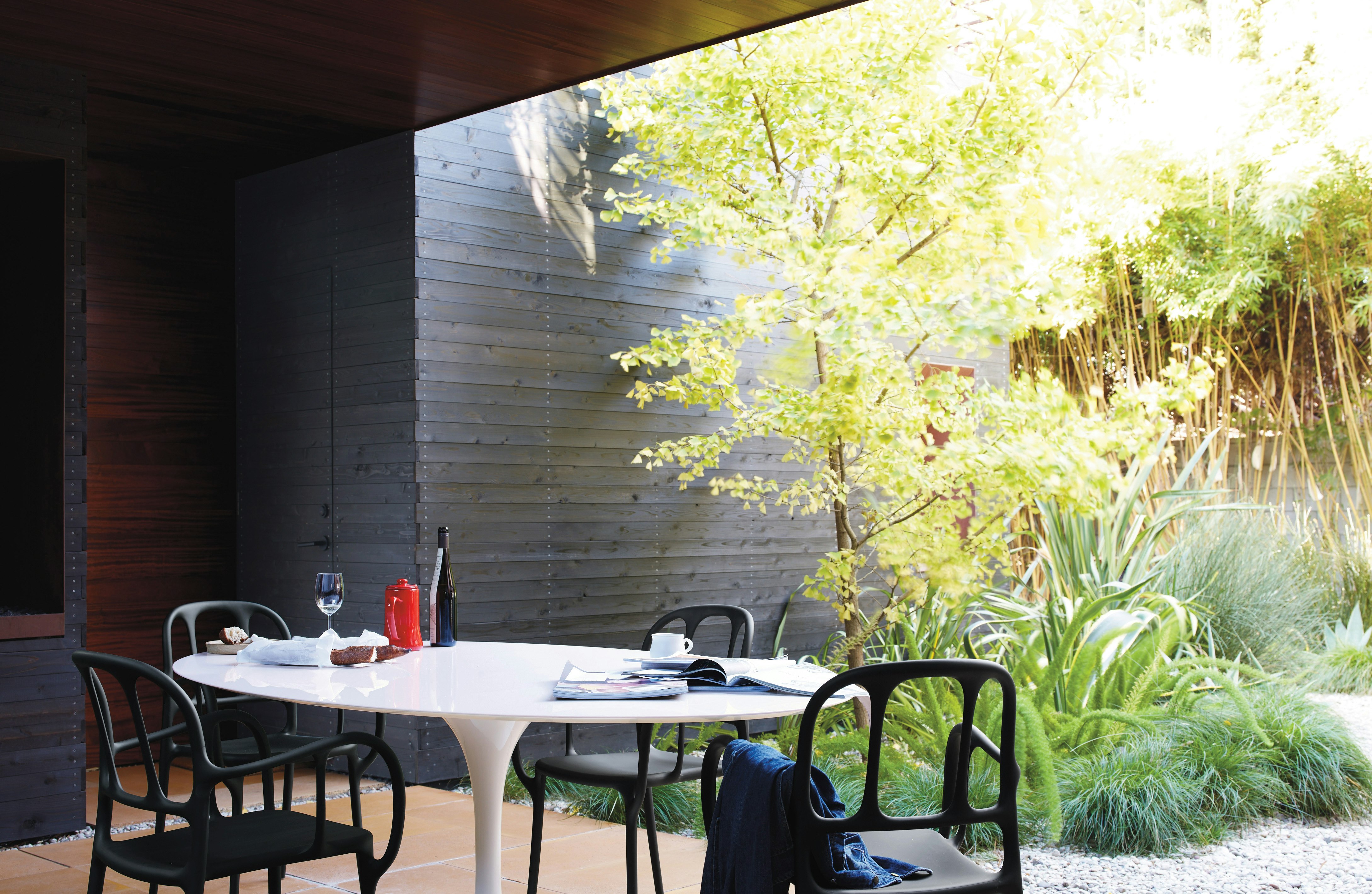 Saarinen Outdoor Dining Table