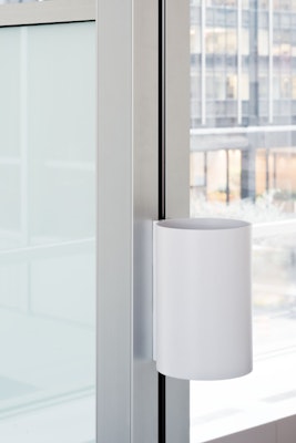 Knoll Coat Hook Interpole Detail