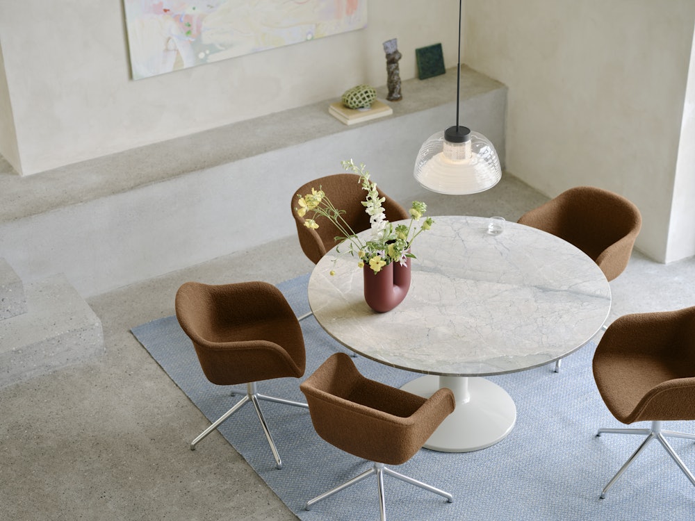 Midst Table