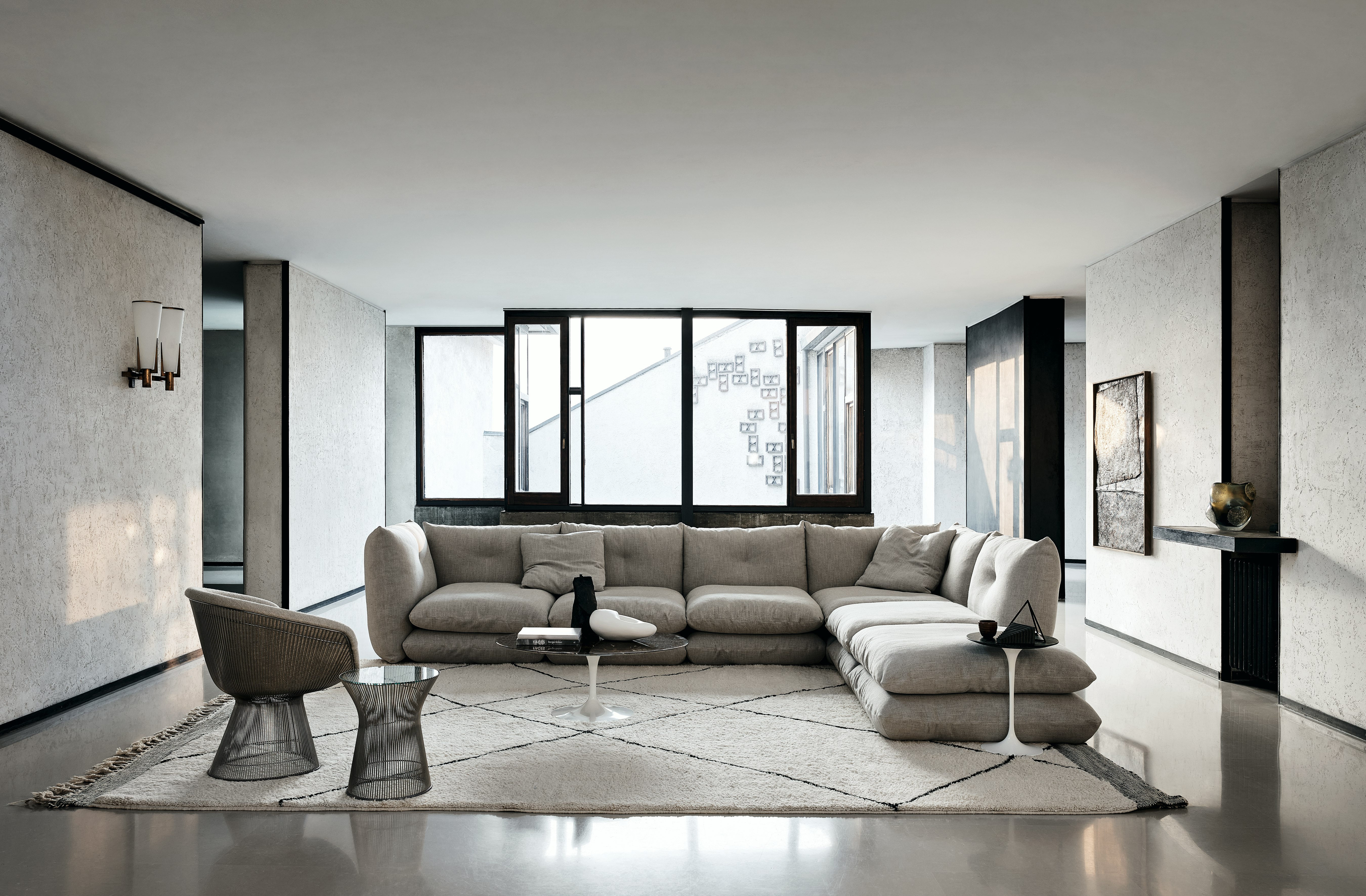 Perron Pillo Sectional