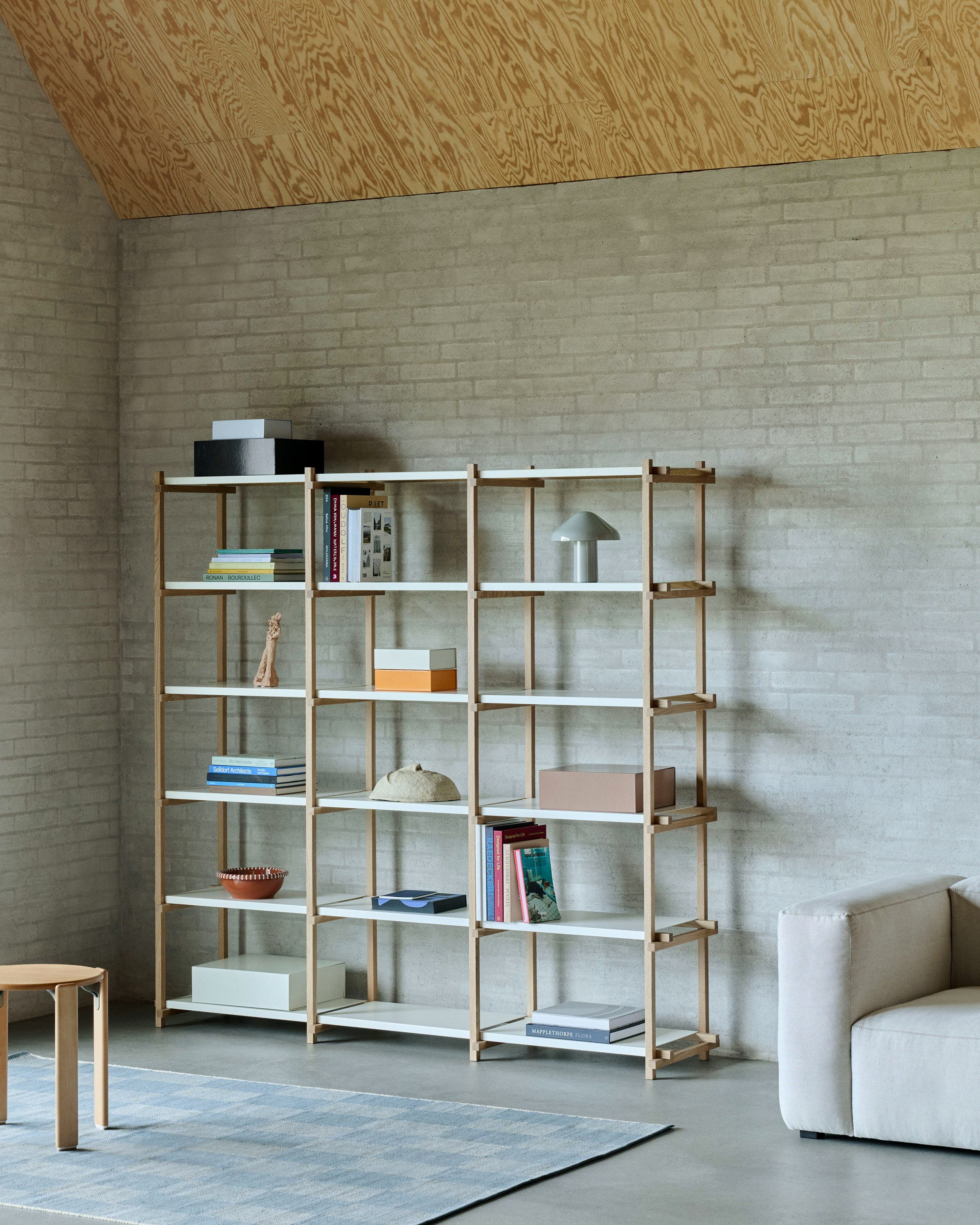 Woody Shelving