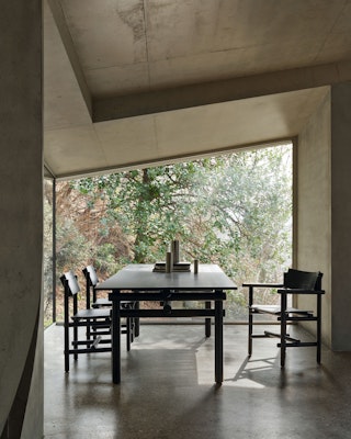 Muecke Dining Table Chair