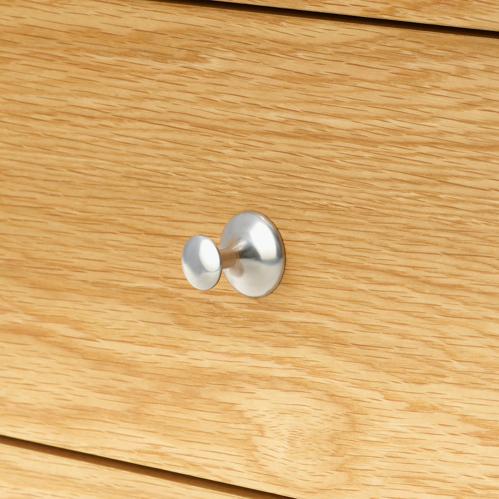 Nelson Basic Cabinet Series pawn pull.