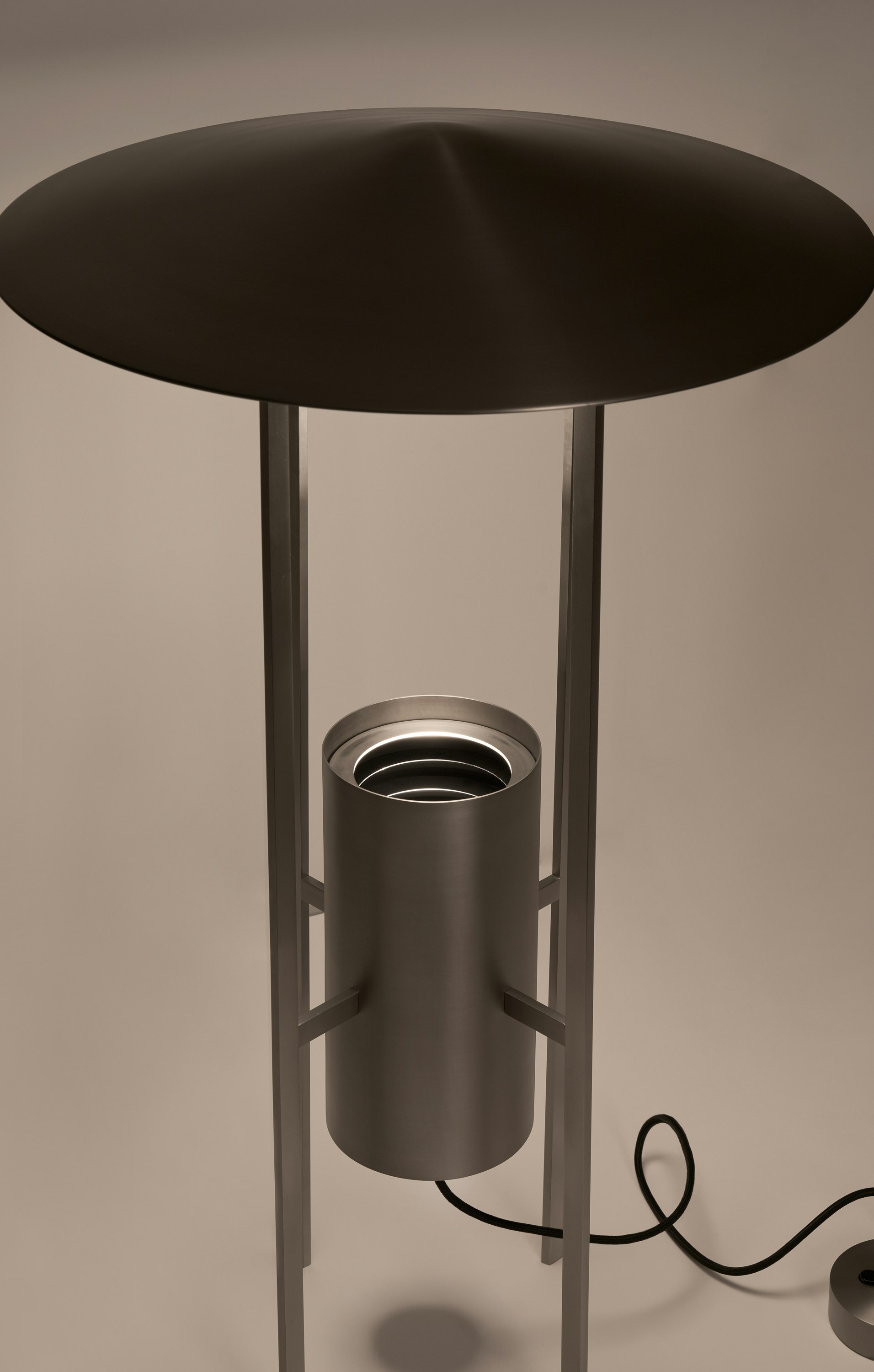 Johnson-Kelly Floor Lamp - Bronze