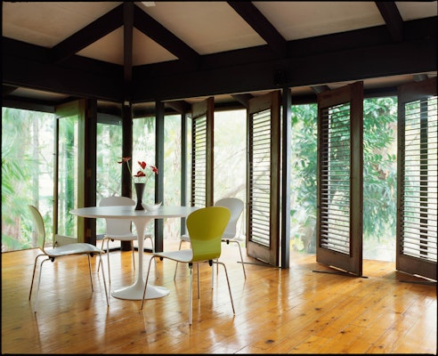 Saarinen Dining Table, Sprite Chair