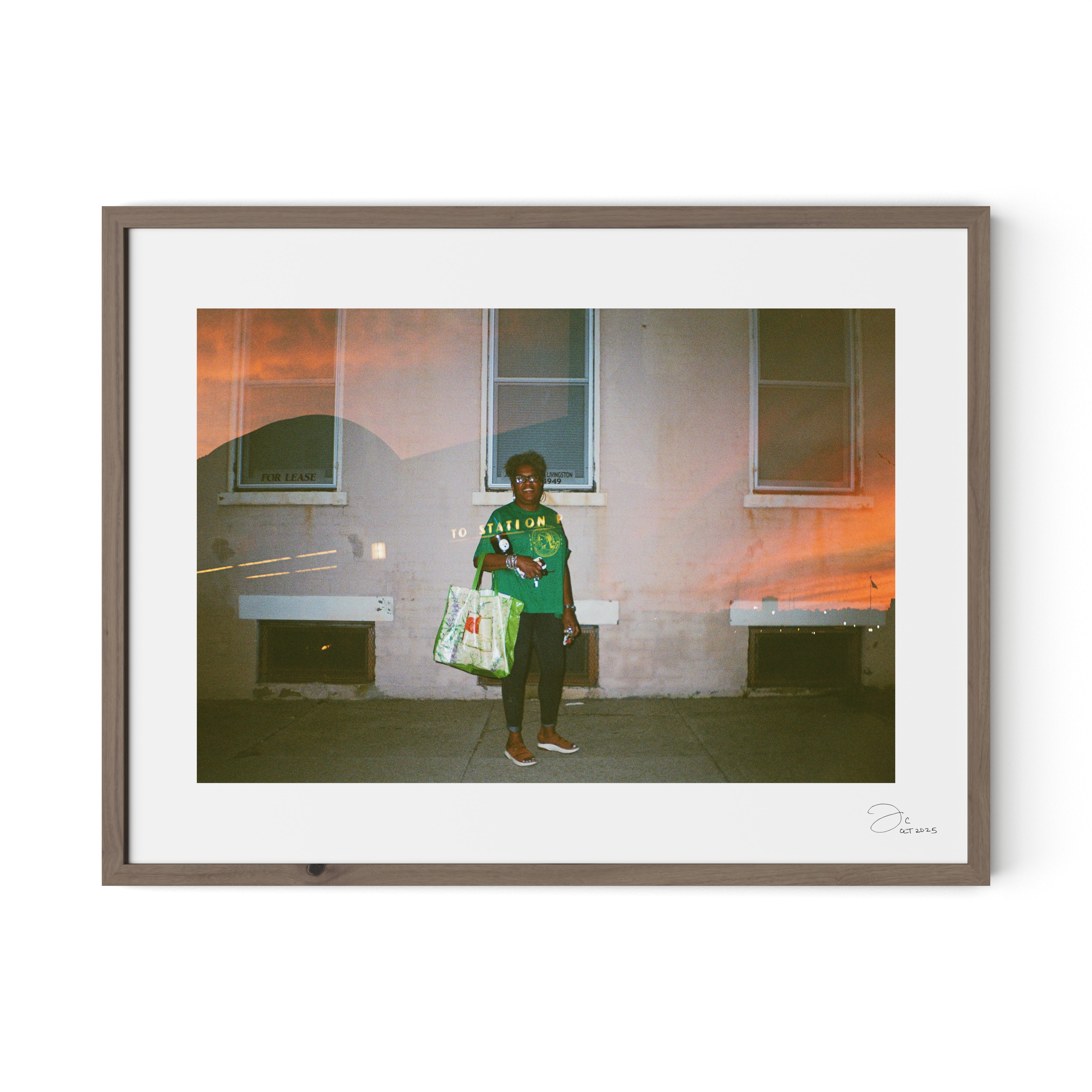 1800 Freeman - 24 x 32, Walnut