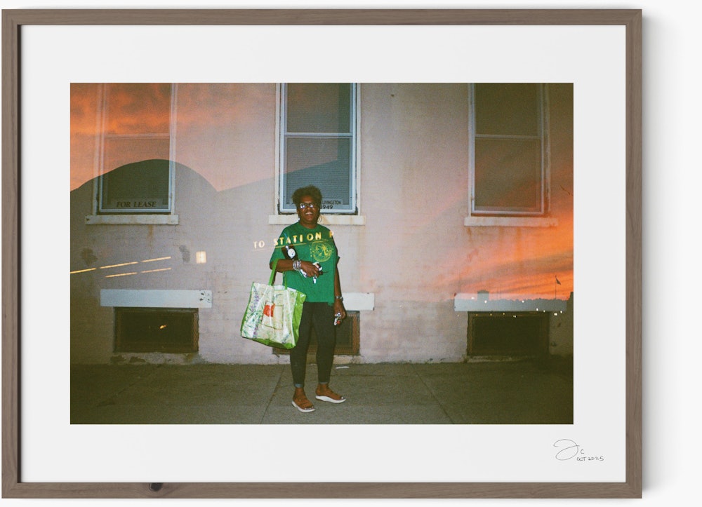 1800 Freeman - 24 x 32, Walnut