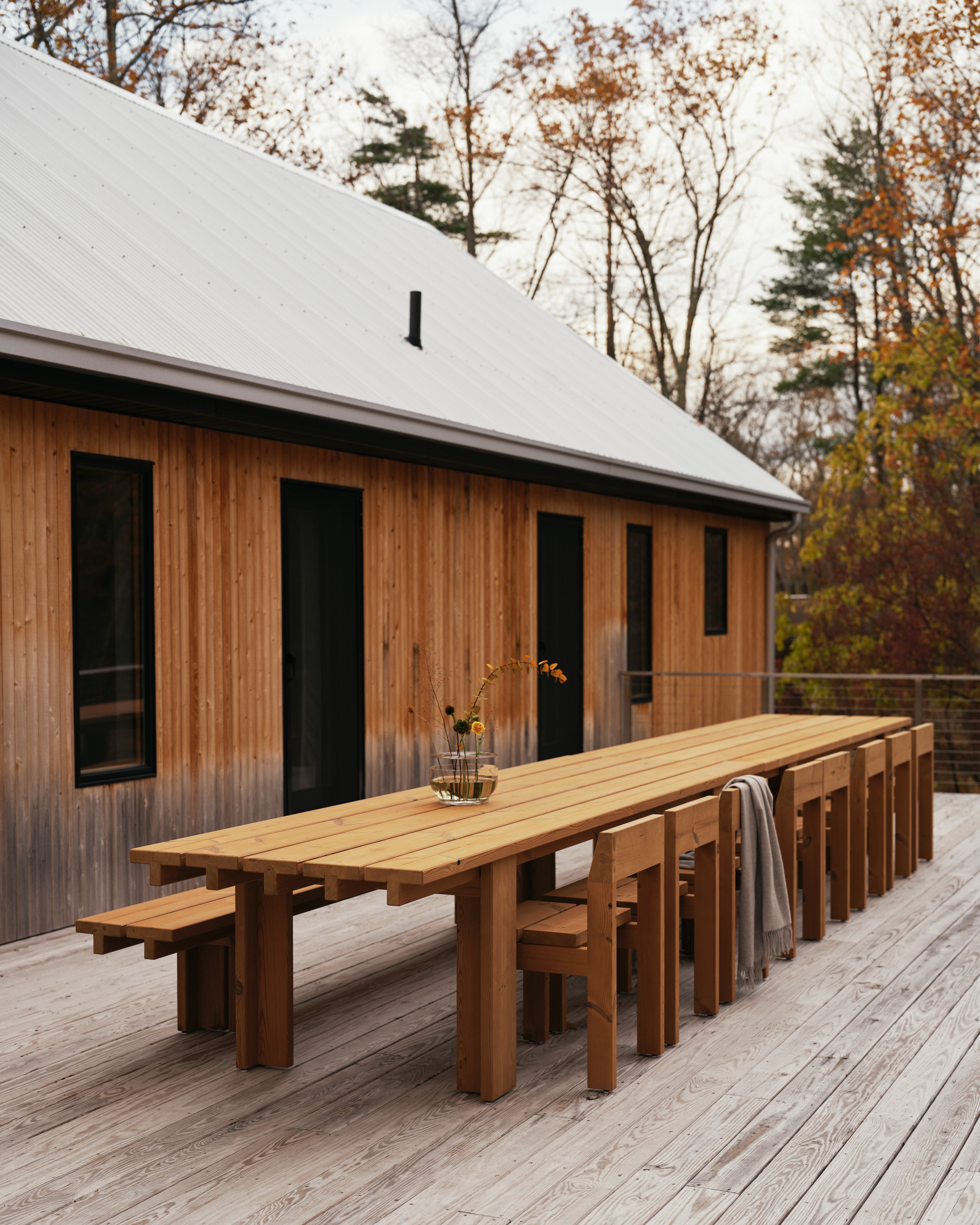 013 Osa Outdoor Dining Table