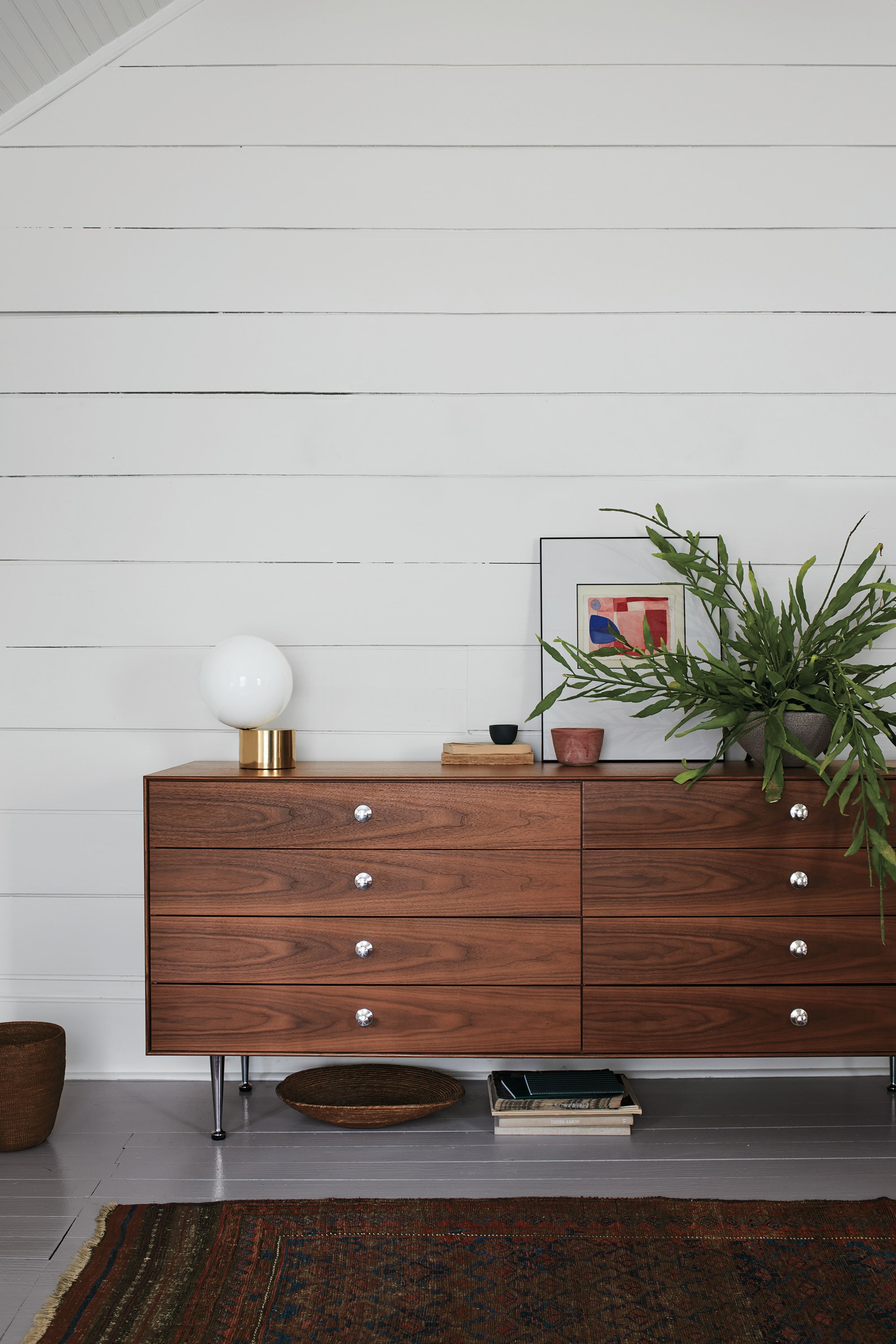 Nelson Thin Edge Double Dresser