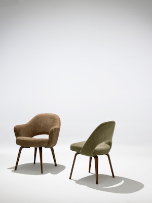 Saarinen Executive Chair with Wood Legs