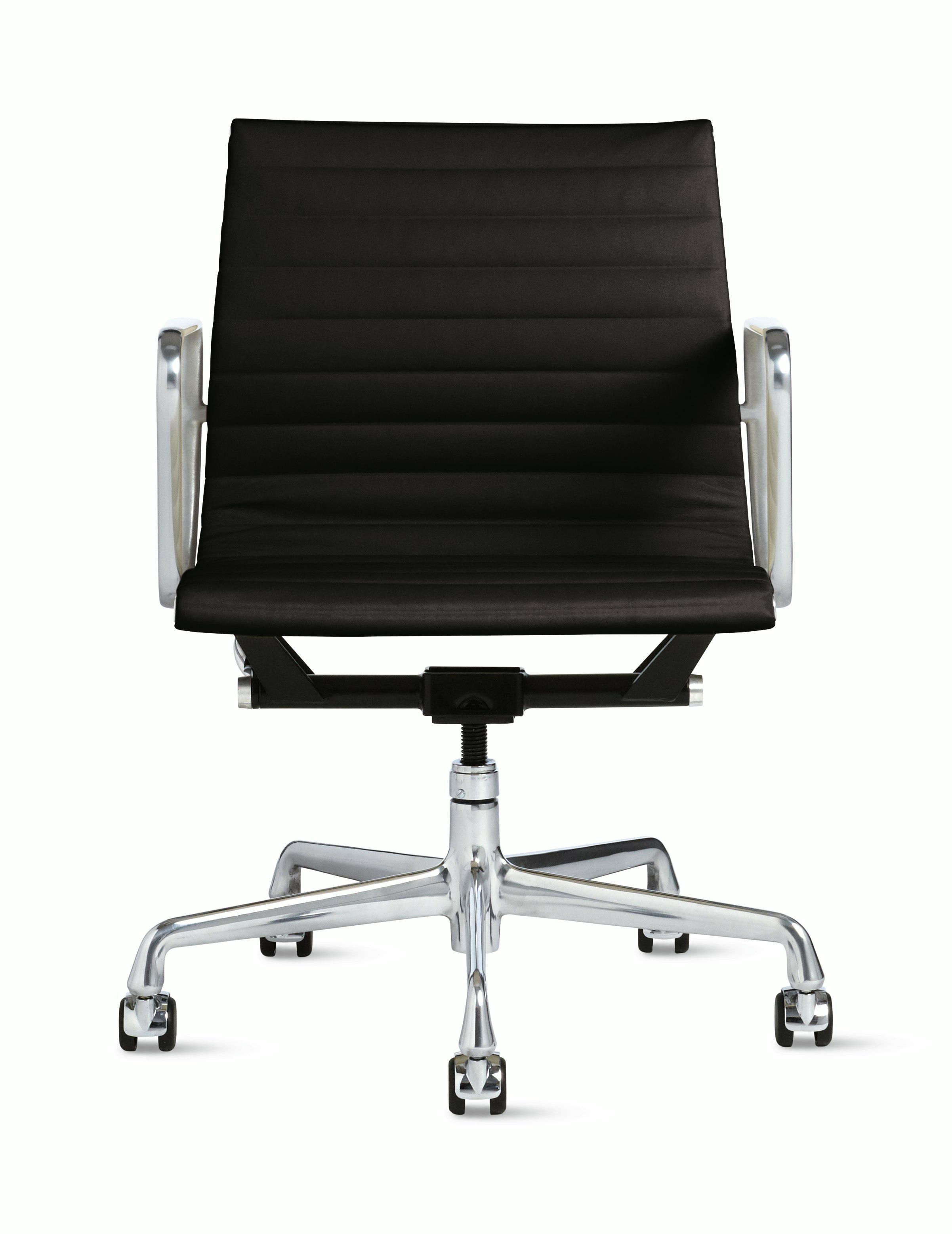Eames Aluminum Group Management Chair
