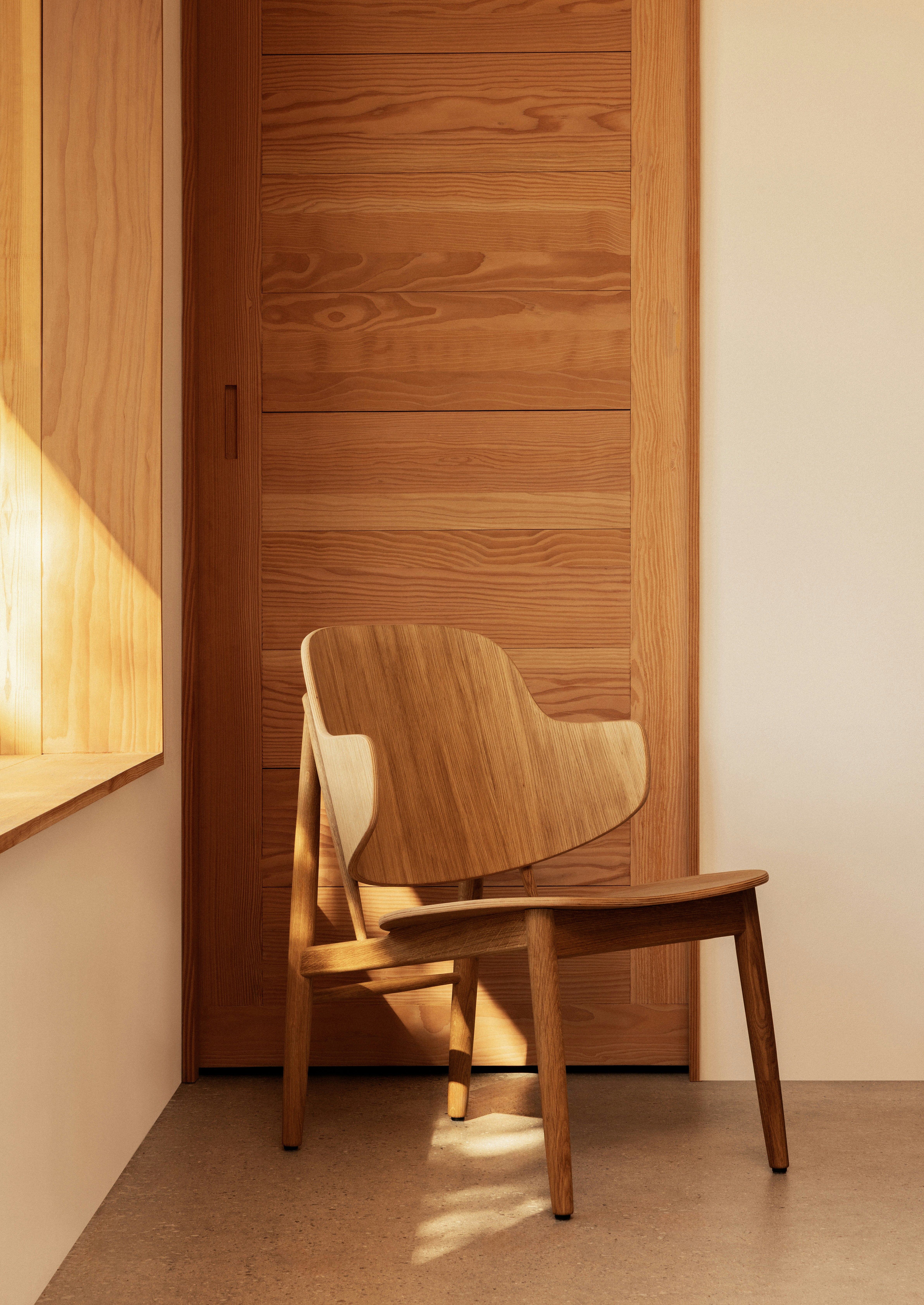 Penguin Wooden Lounge Chair