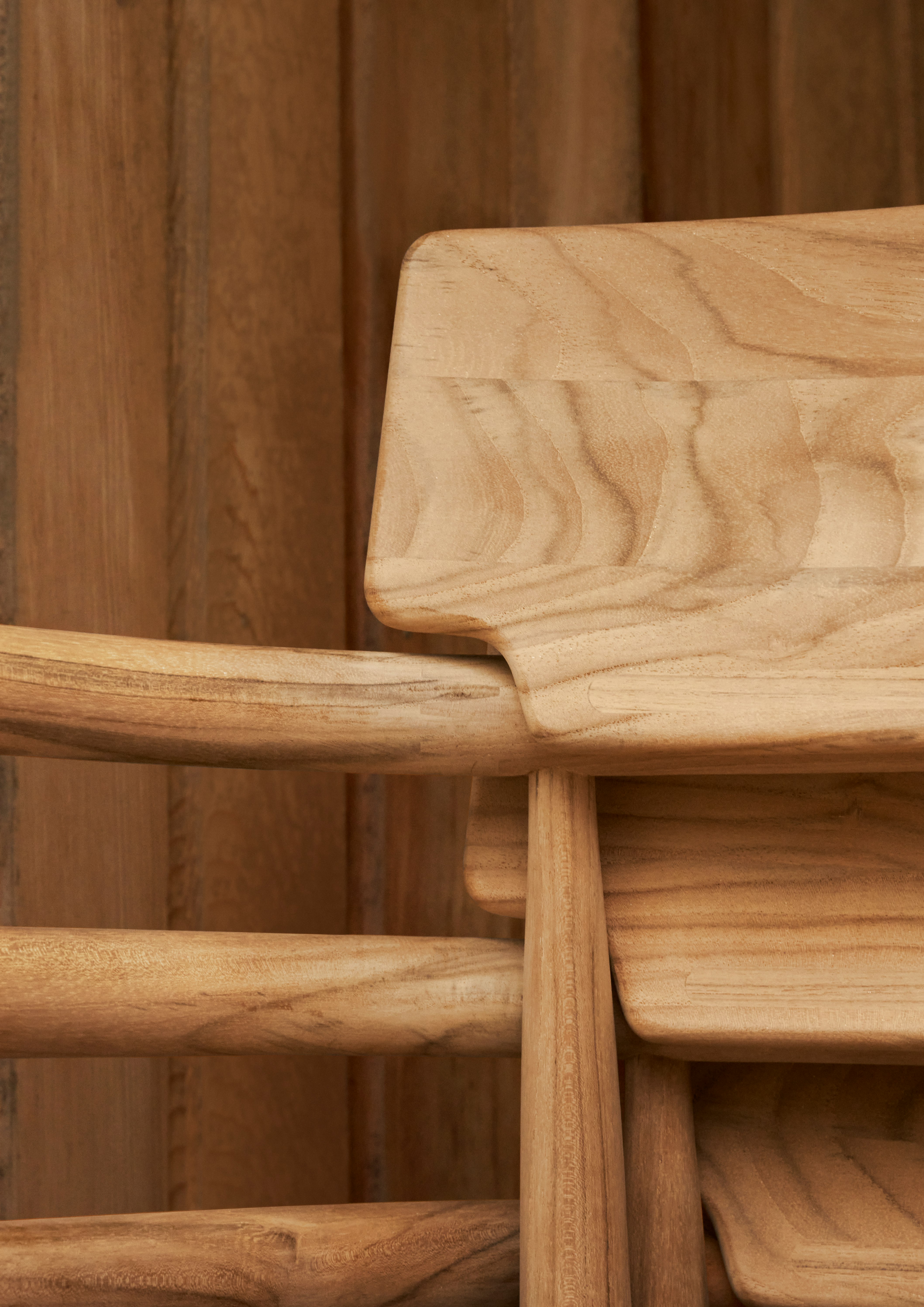 E008 Embrace Outdoor Dining Chair