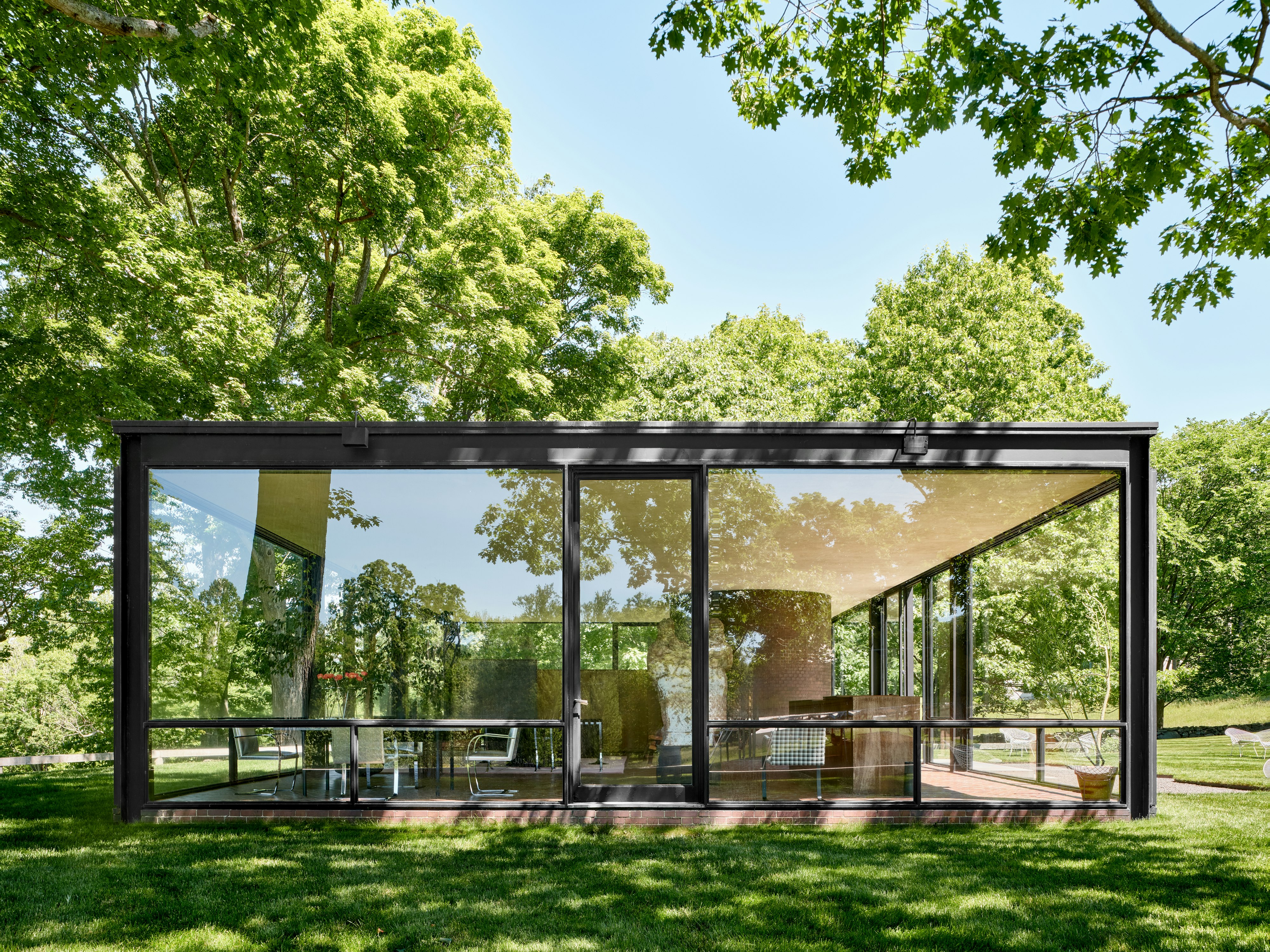 Knoll Glass House install, June 2026
