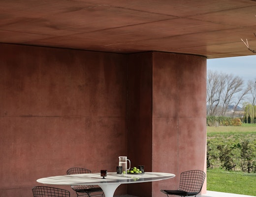 Saarinen Outdoor Dining Table with Bertoia Side Chairs Saarinen Outdoor Dining Table Bertoia Side Chair