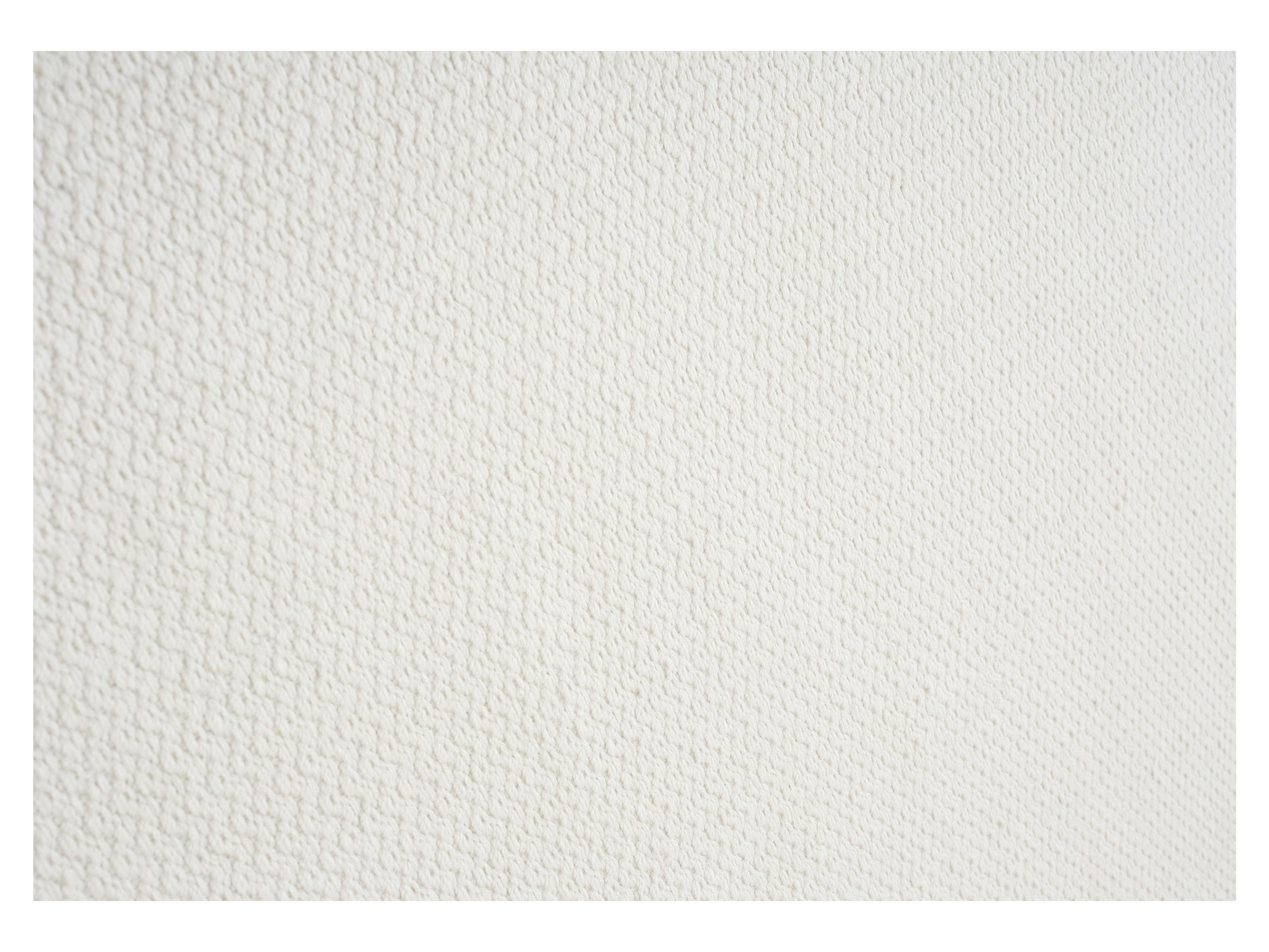 Helix Haven Outdoor Rug - 5 ft 7 in x 7 ft 9 in , White