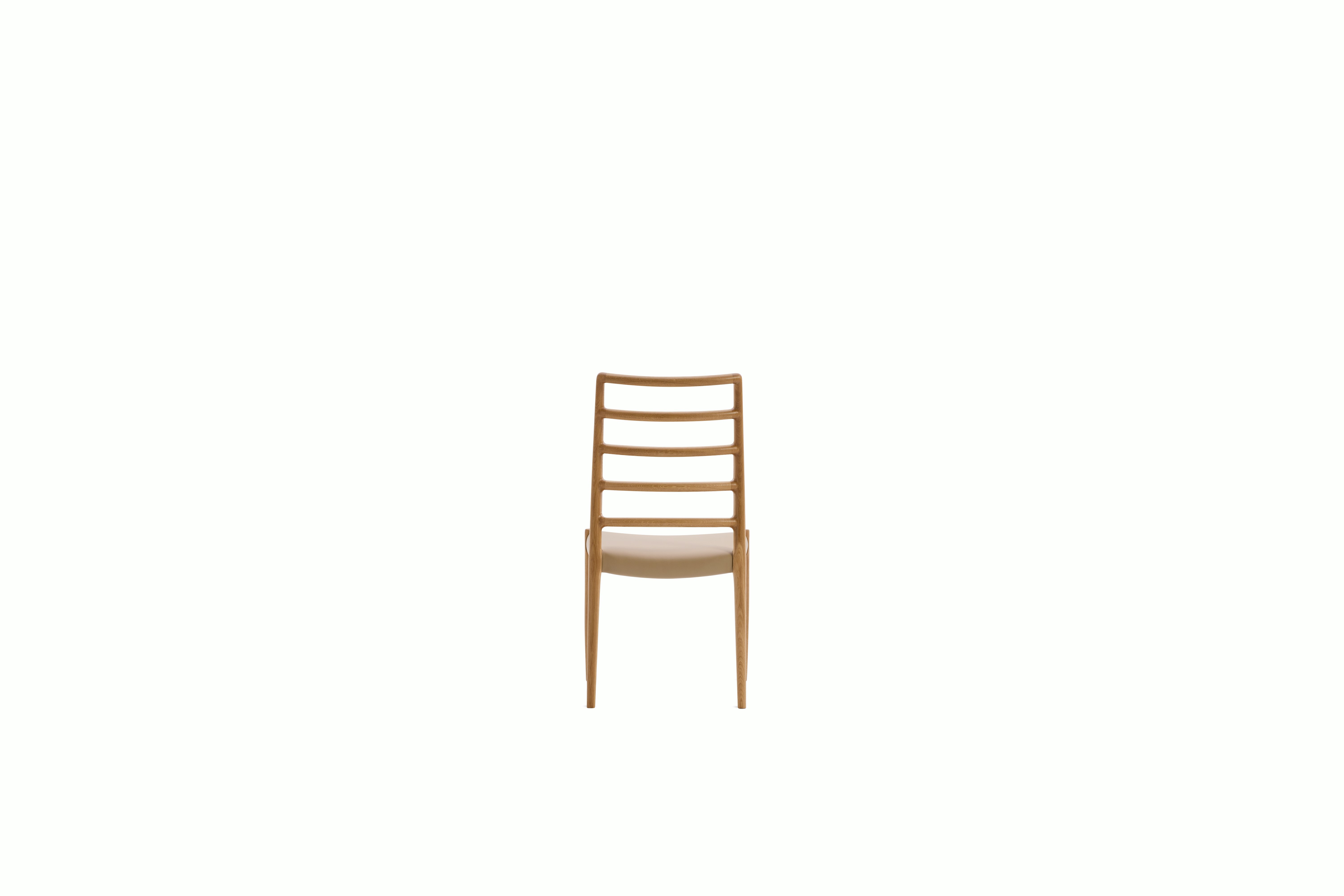 Moller 82 Side Chair - oak,  dune leather