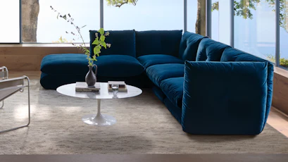 Perron Pillo Sectional