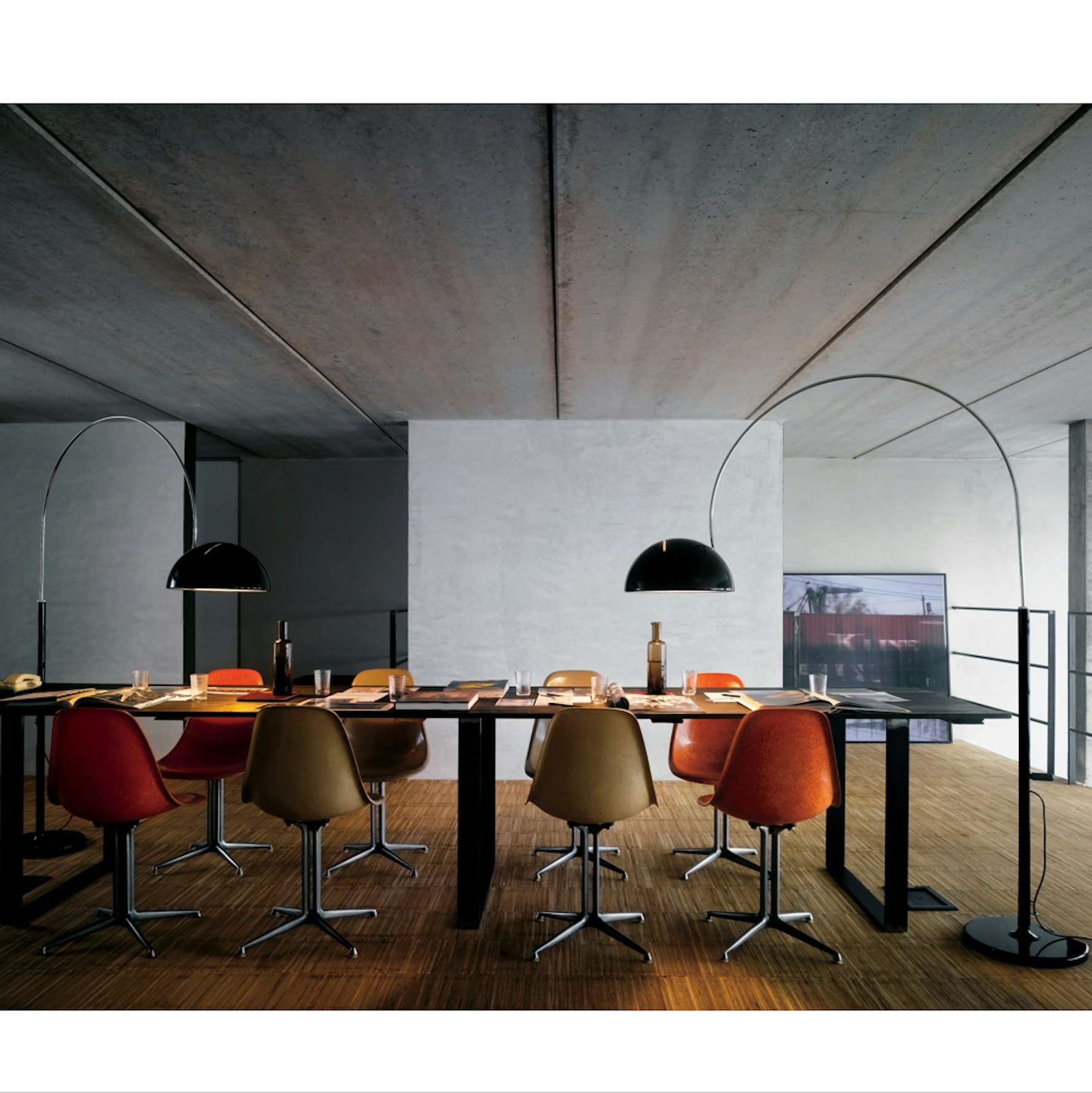 Coup&eacute; Arc Floor Lamp