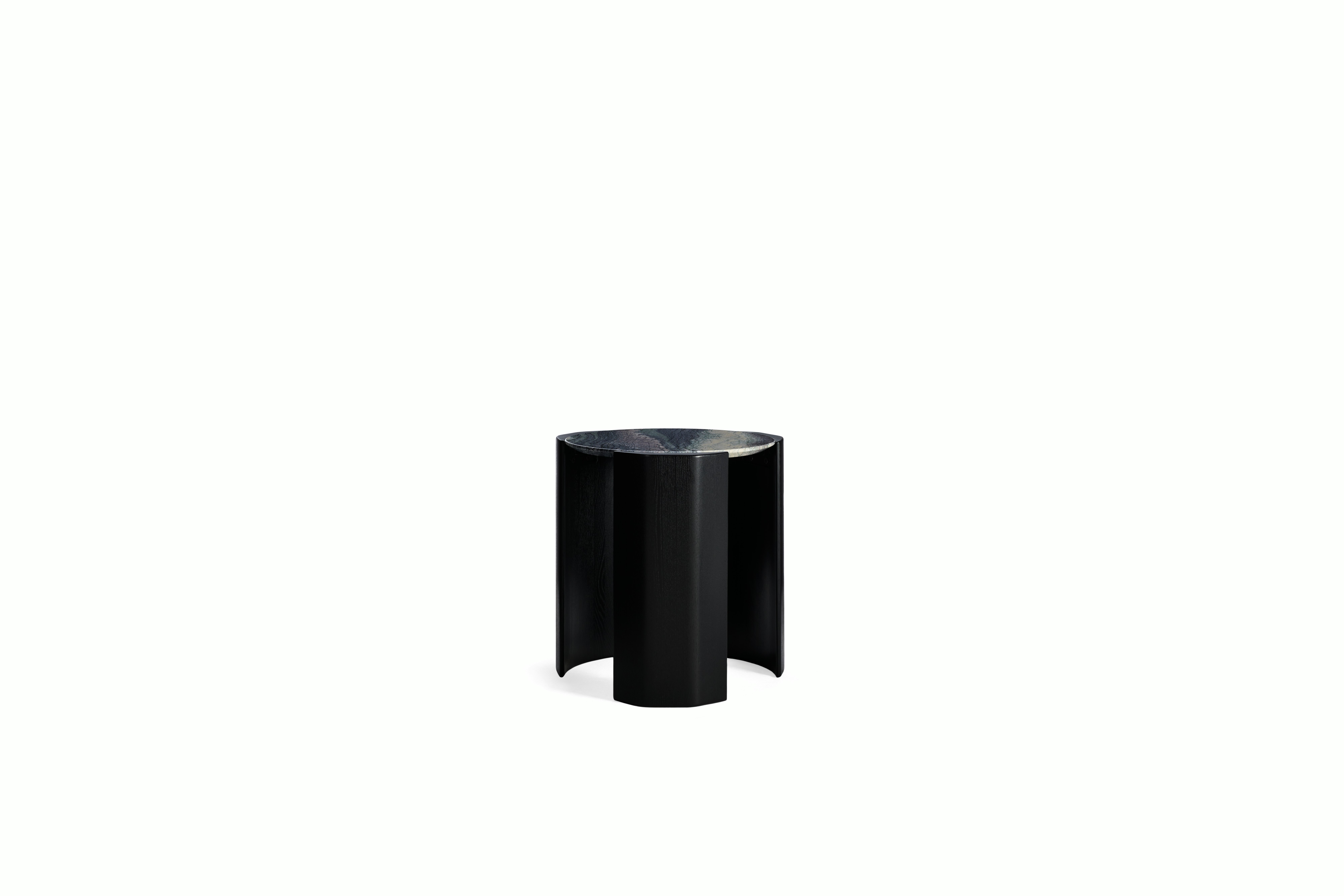 Atlason Organic Slab Side Table - Cipollino Ondulato Marble, Black Ash