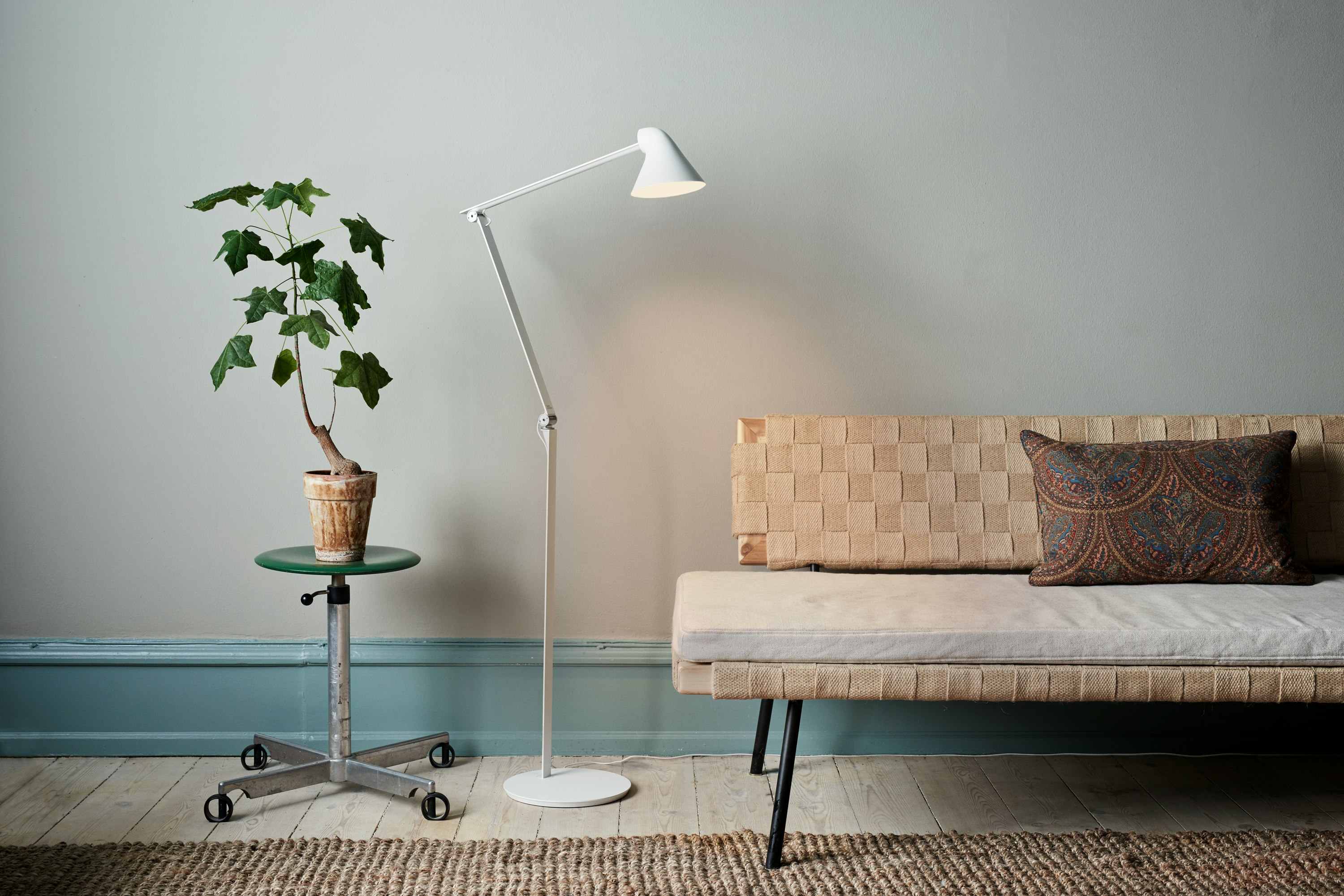 NJP Floor Lamp