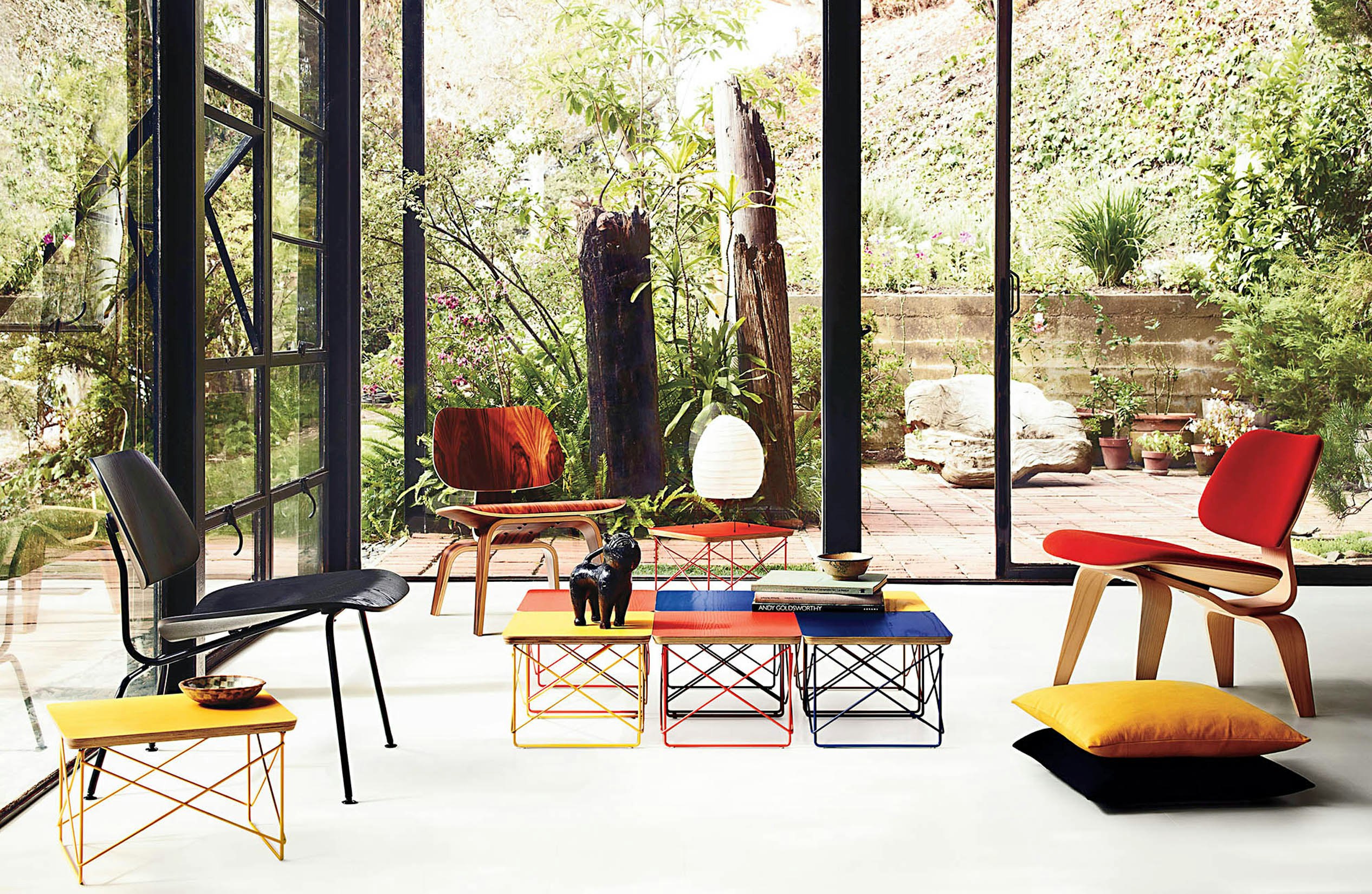 Eames Molded Plywood Lounge Chair Metal Base (LCM)