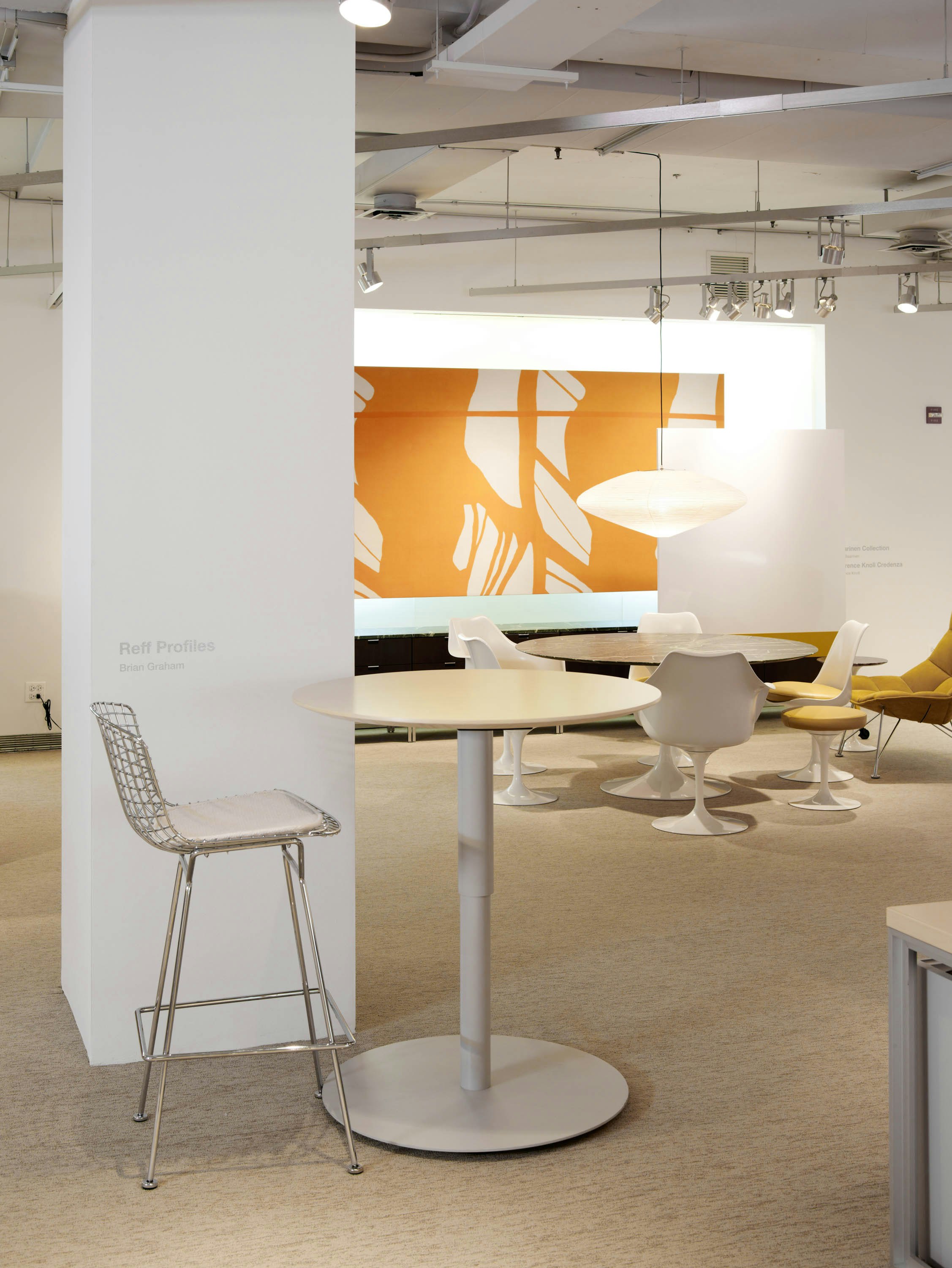 Height Adjustable Table with Bertoia Barstool