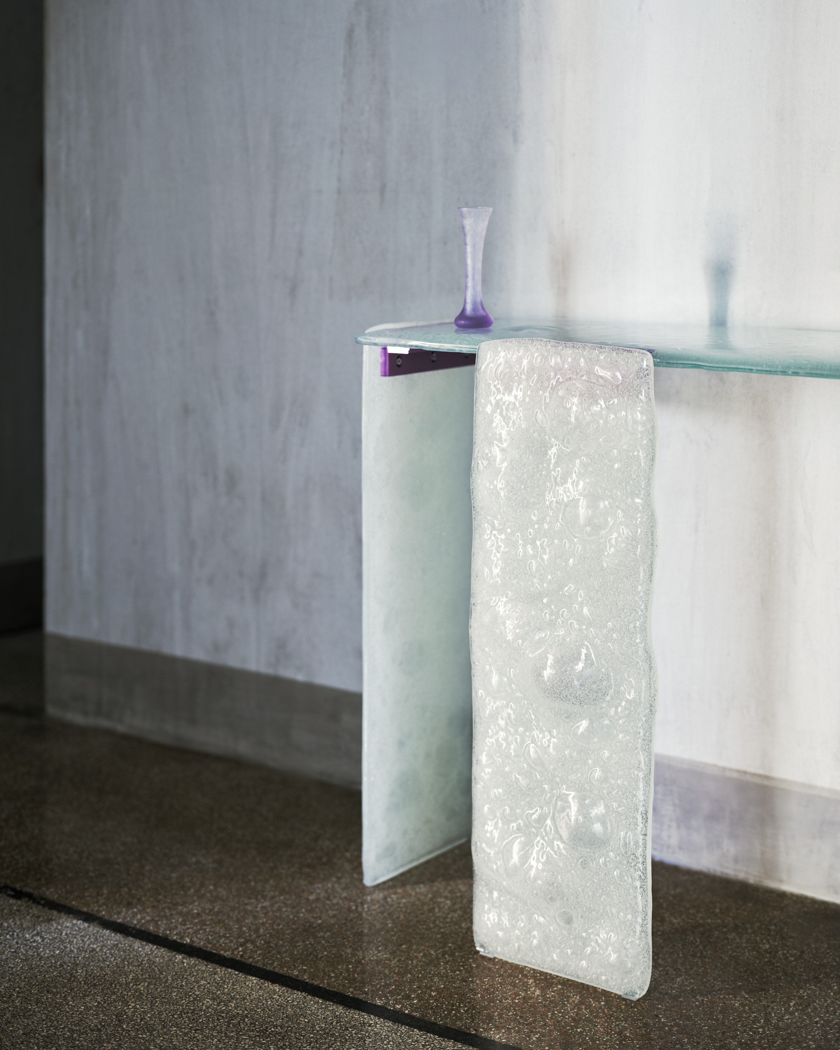 Opalia Console Table