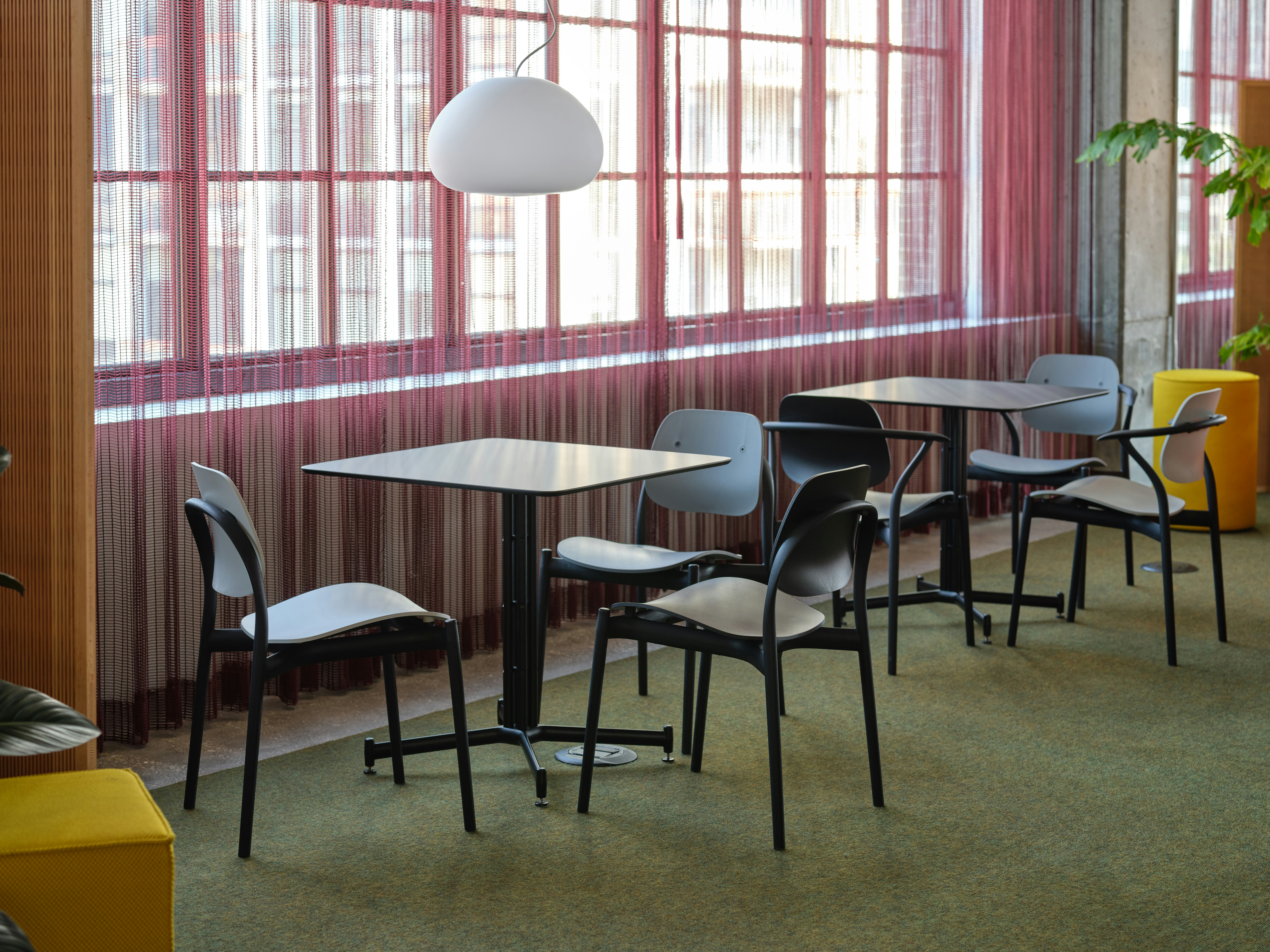 iquo cafe collection knoll at fulton market dining