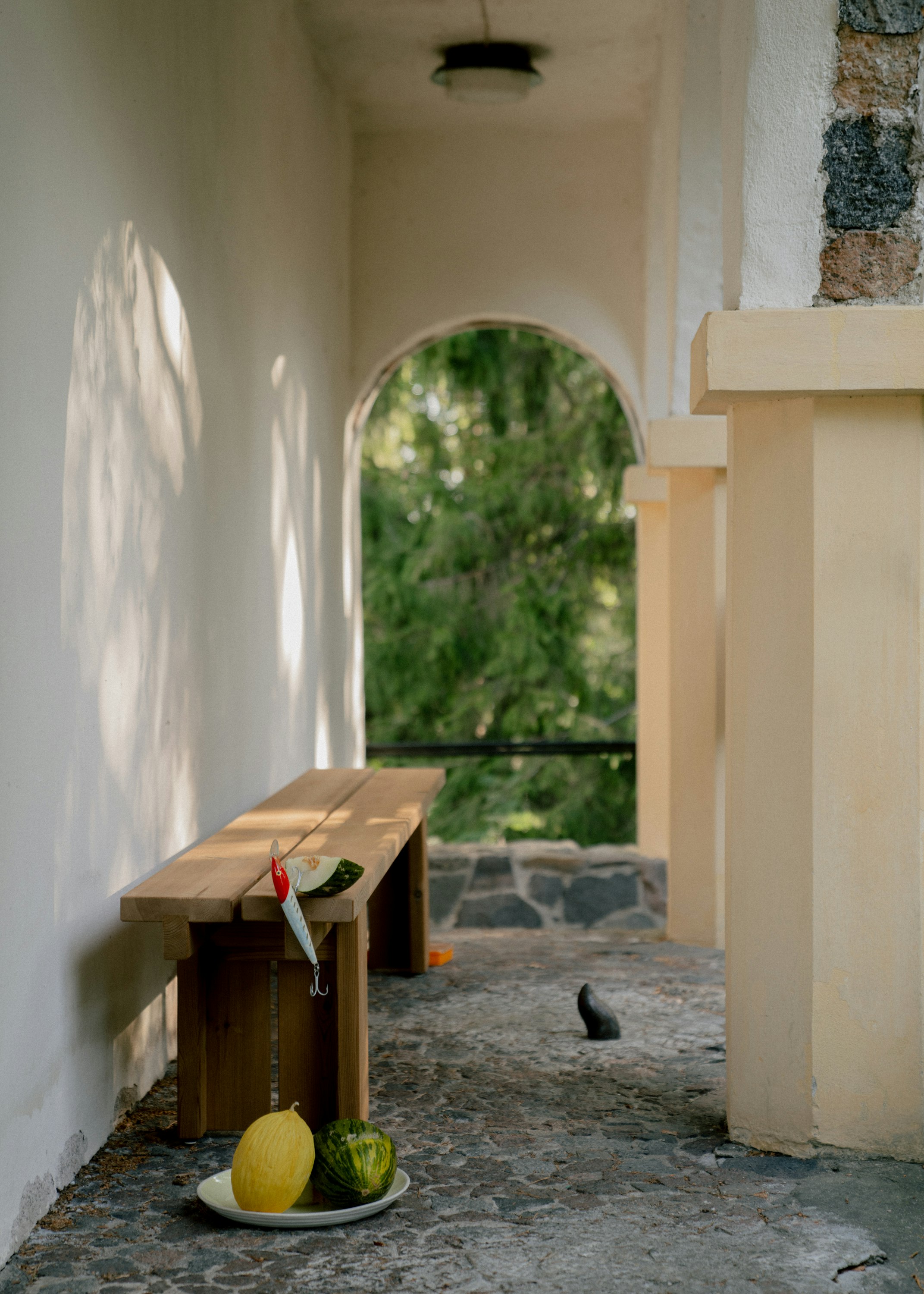 013 Osa Outdoor Bench