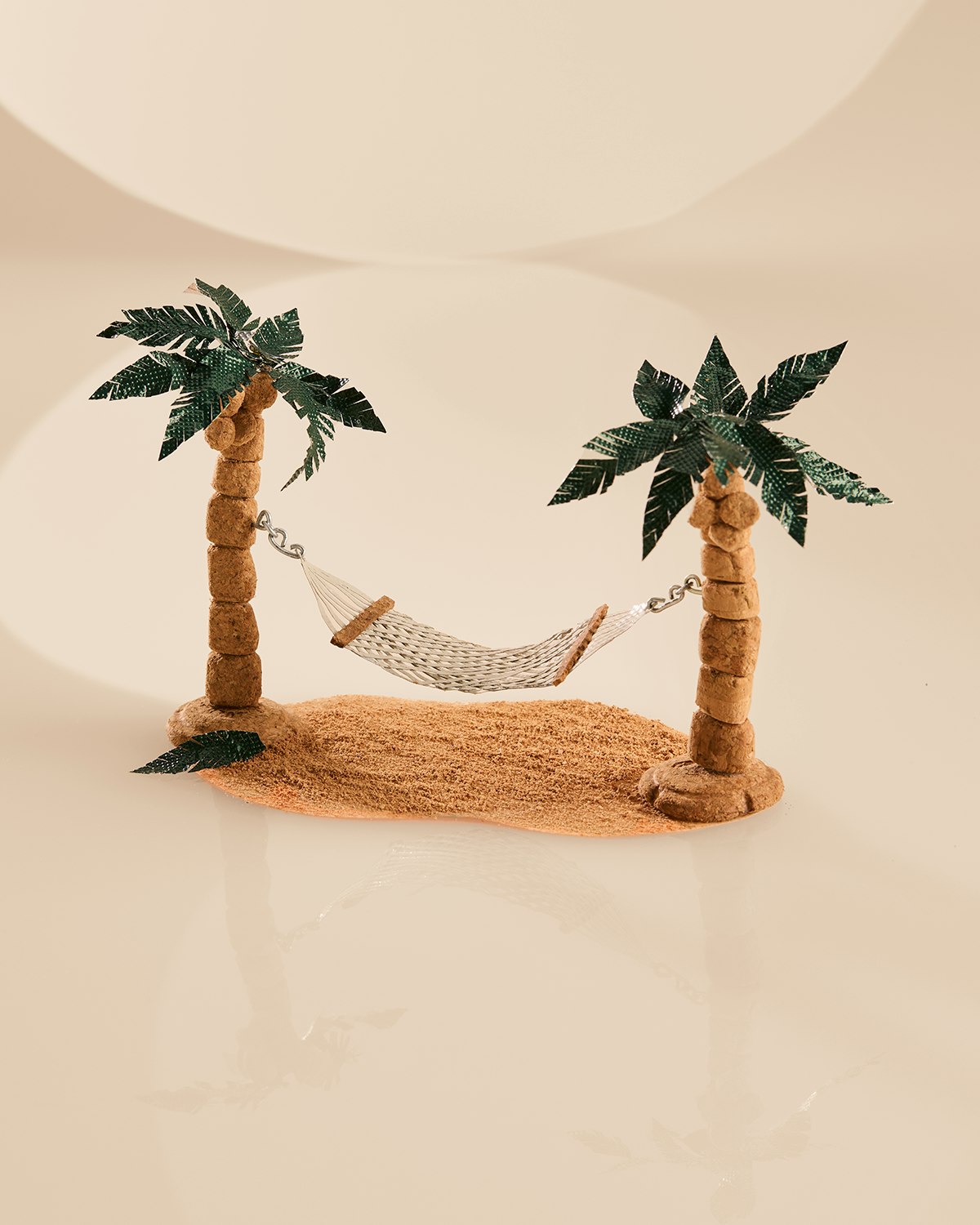 DWR Champagne Chair Contest, 2026