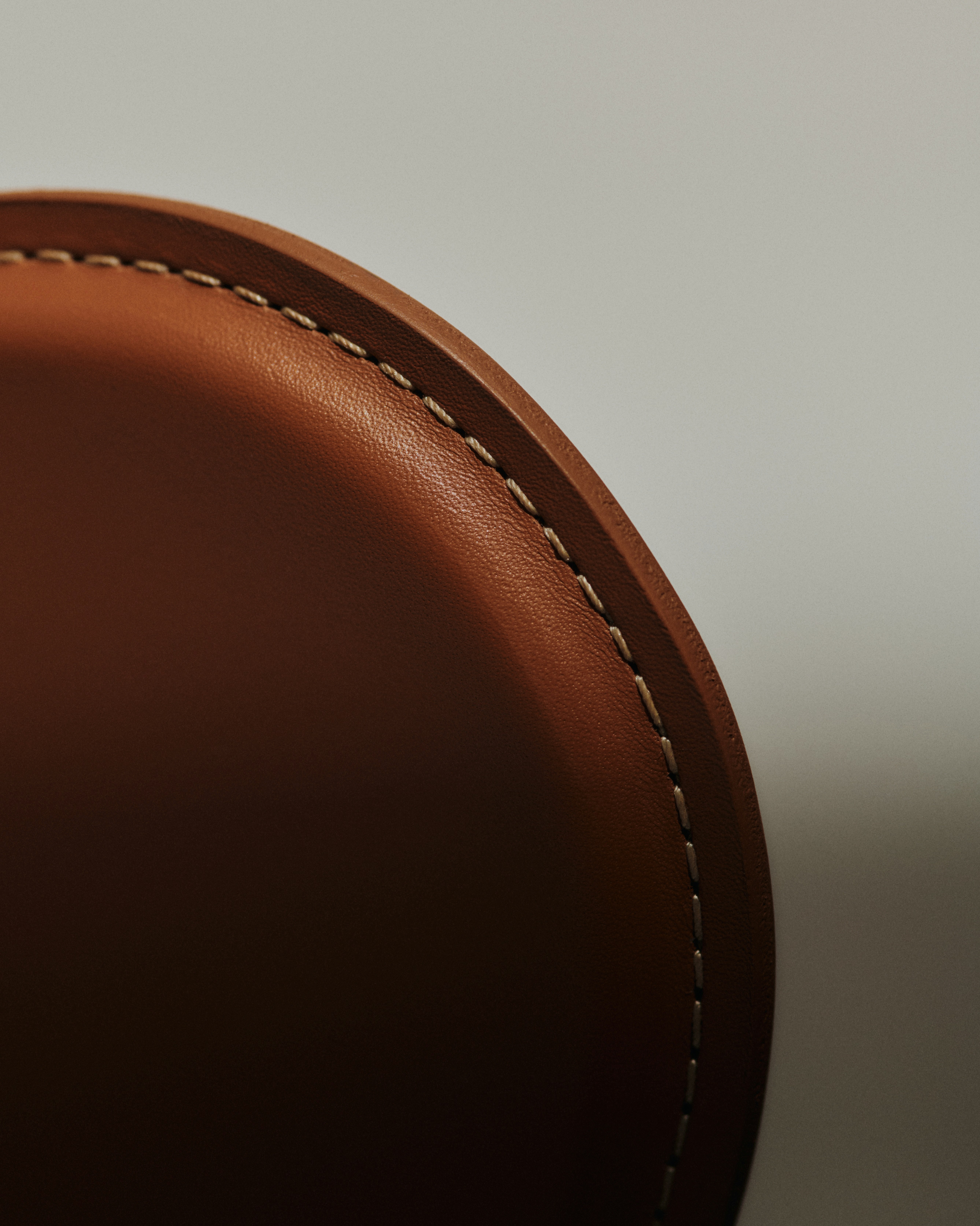 Series 7 Tailored Chair