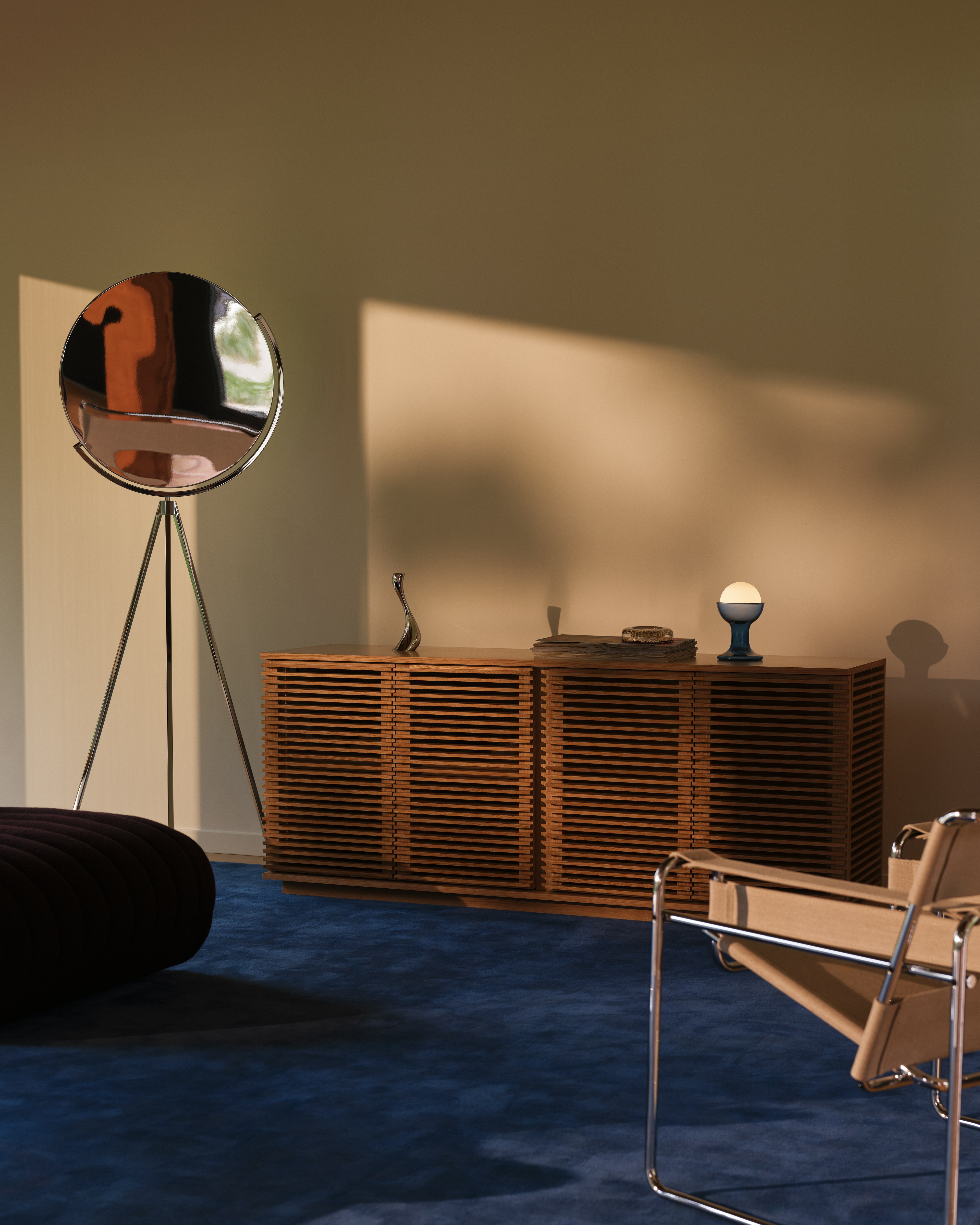Line Credenza