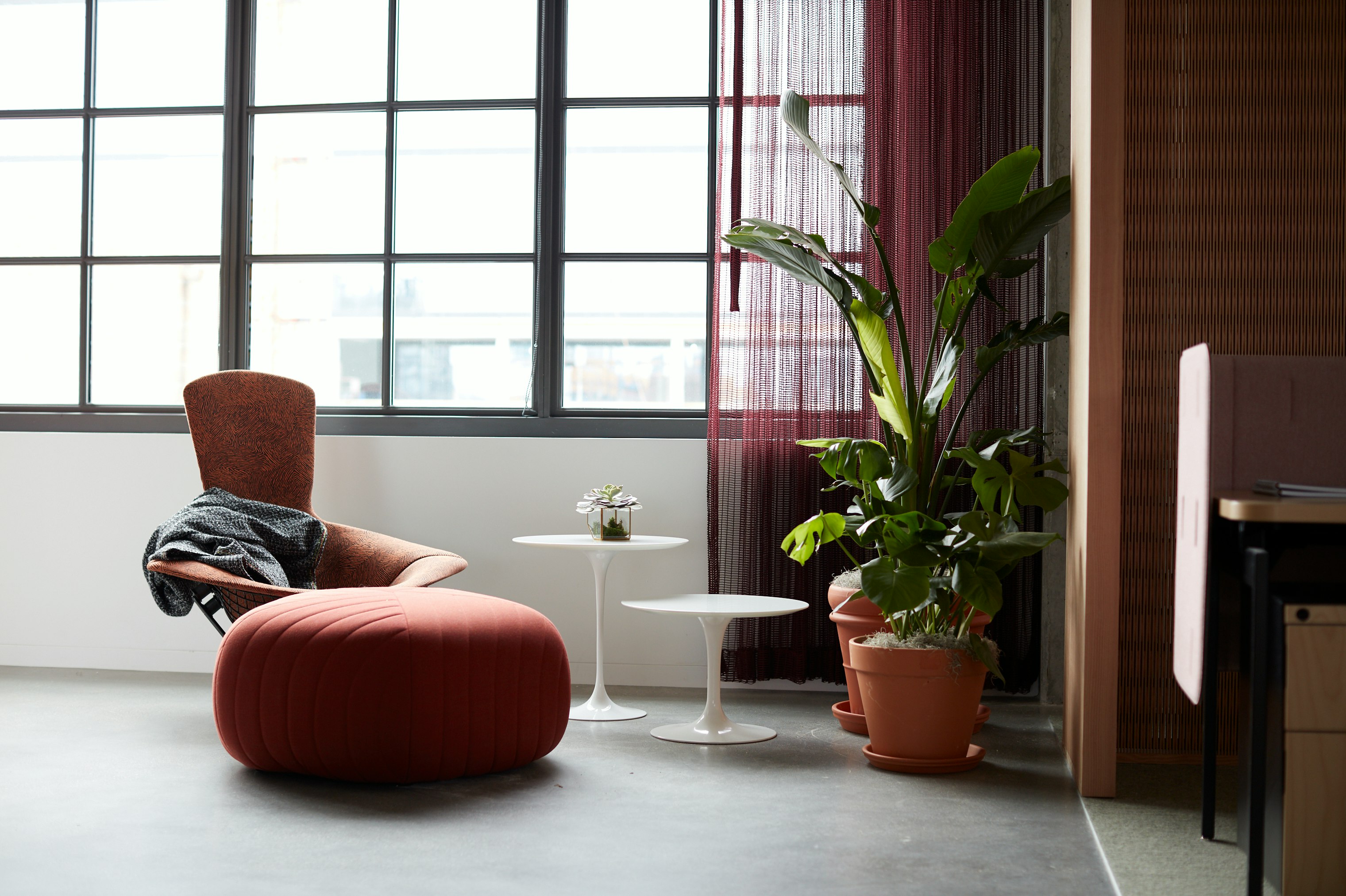 Saarinen Side Table