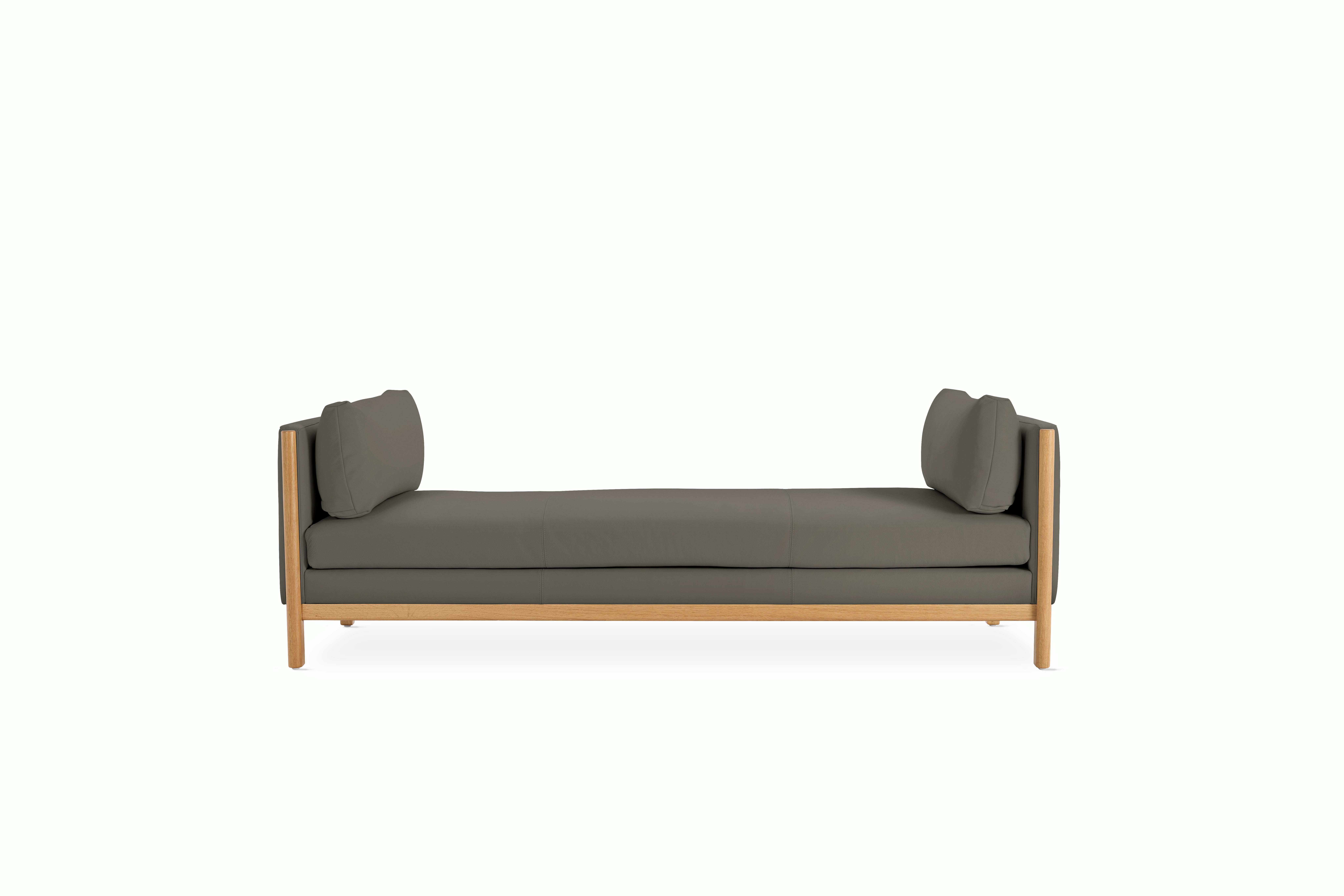 Emmy Chaise