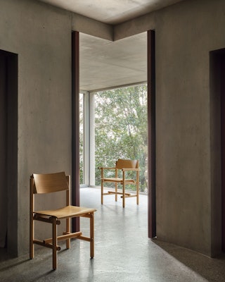 Muecke Chair
