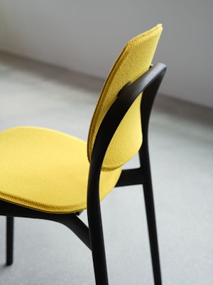 Iquo Collection Armless Chair