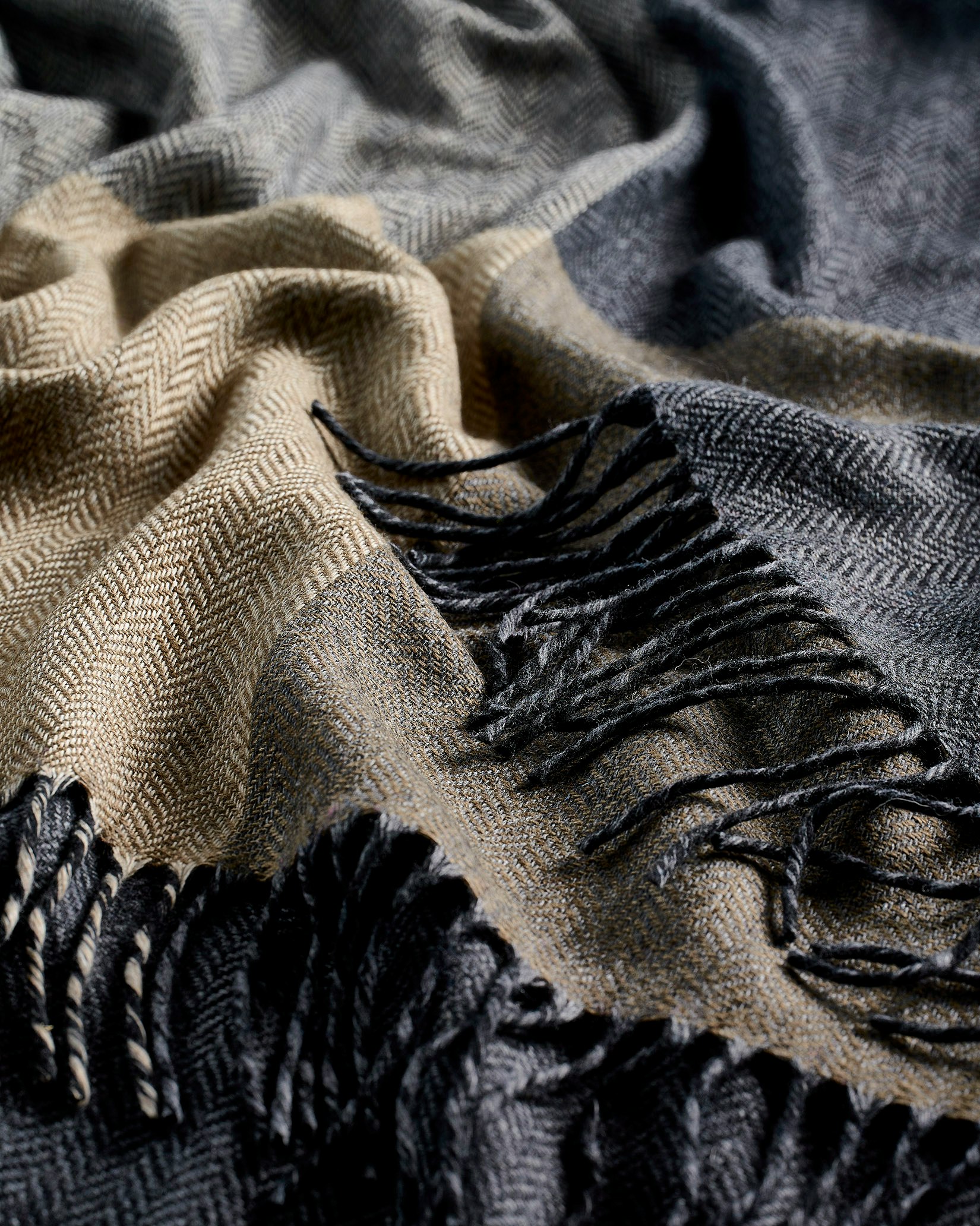 Stella Checker Cashmere Throw