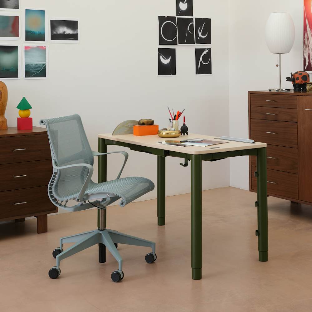 Spout Sit-to-Stand Table with Setu chair and Nelson BCS