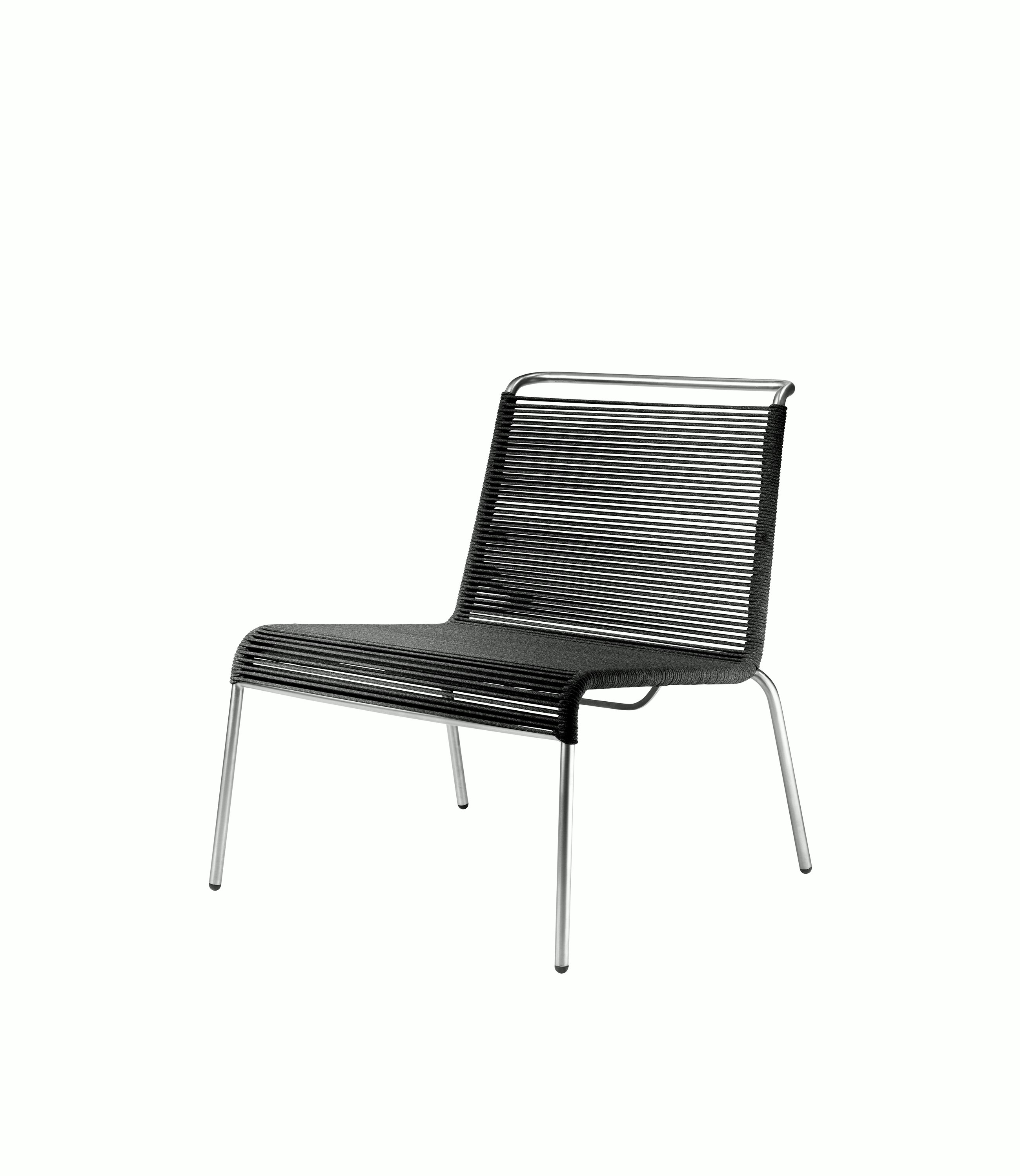 A Teglgaard Outdoor Lounge Chair in Black viewed from an angle.