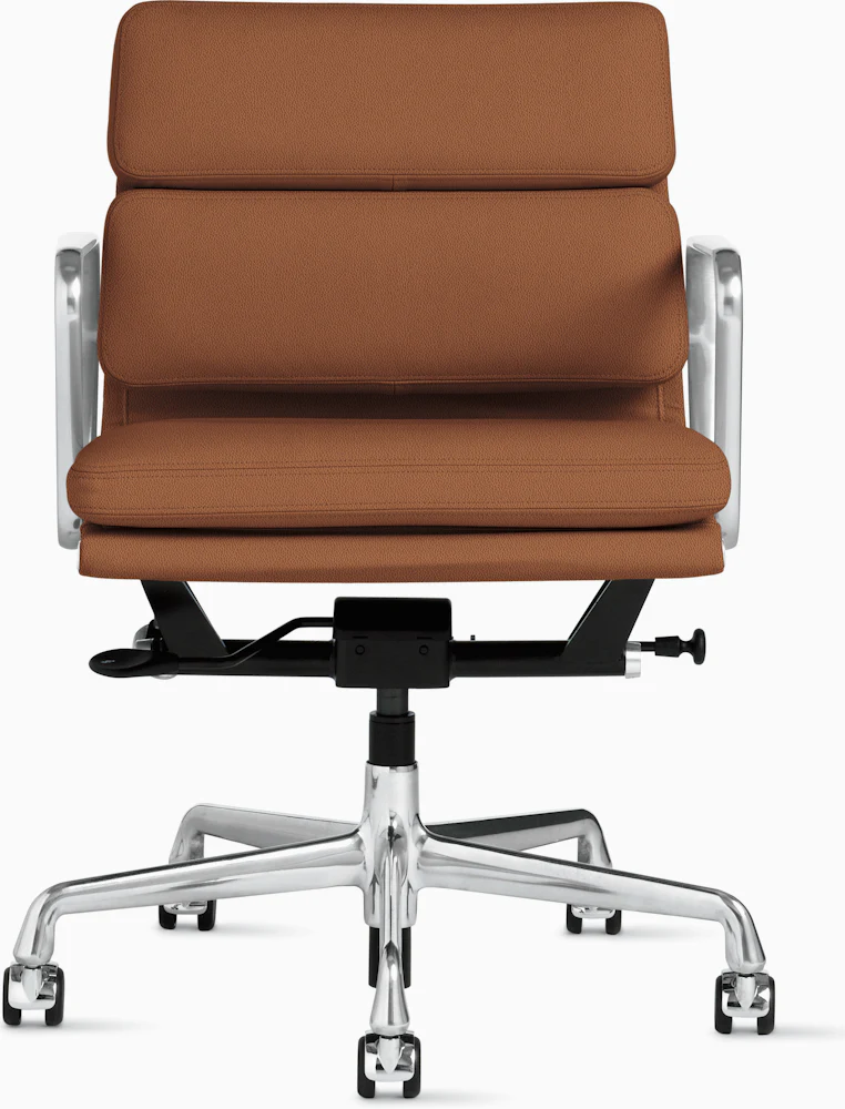 Eames Soft Pad Management Chair - Herman Miller by Herman Miller