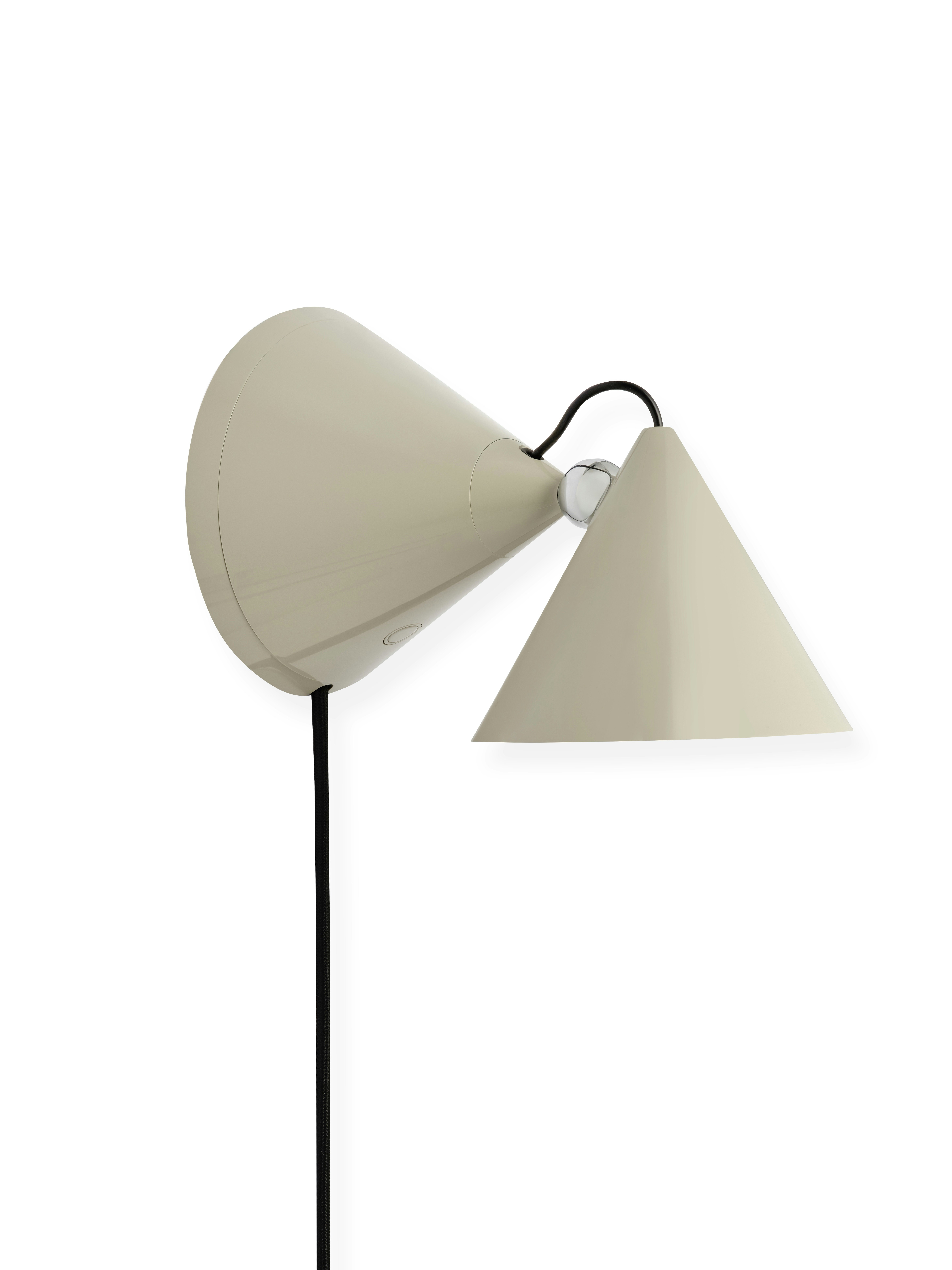 A Pose Surface in Putty viewed from an angle.