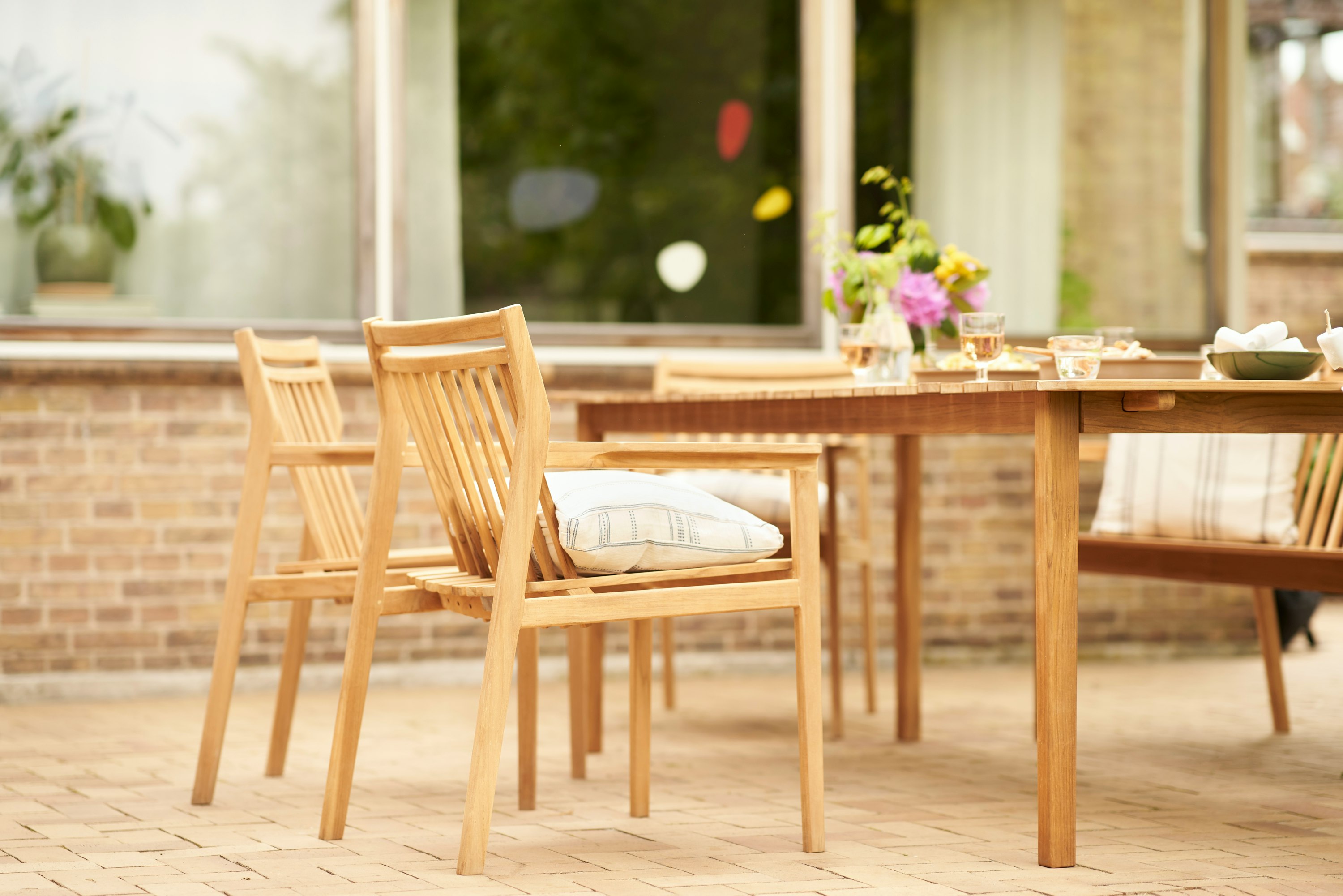 Sammen Outdoor Dining Table