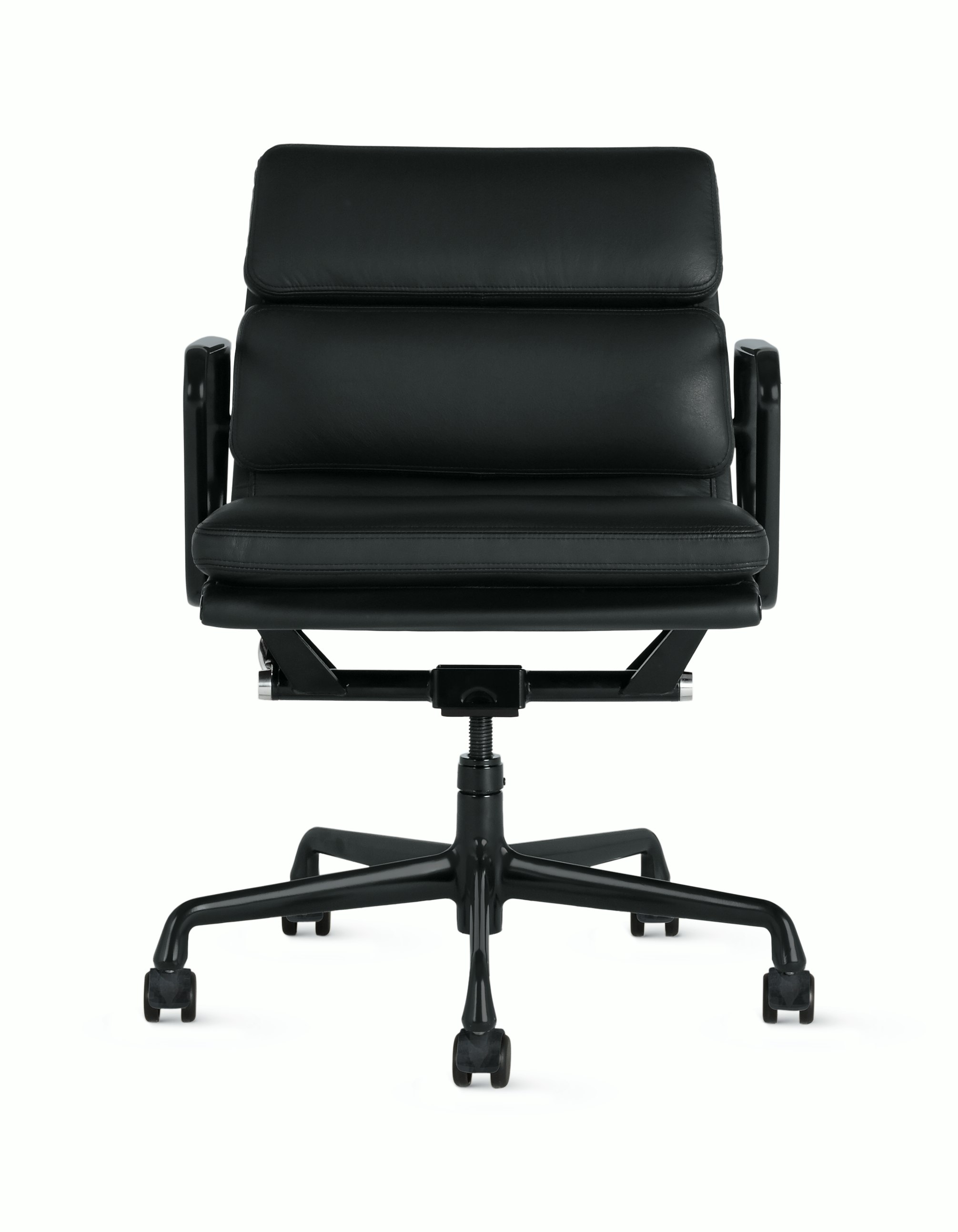 Eames Soft Pad Chair