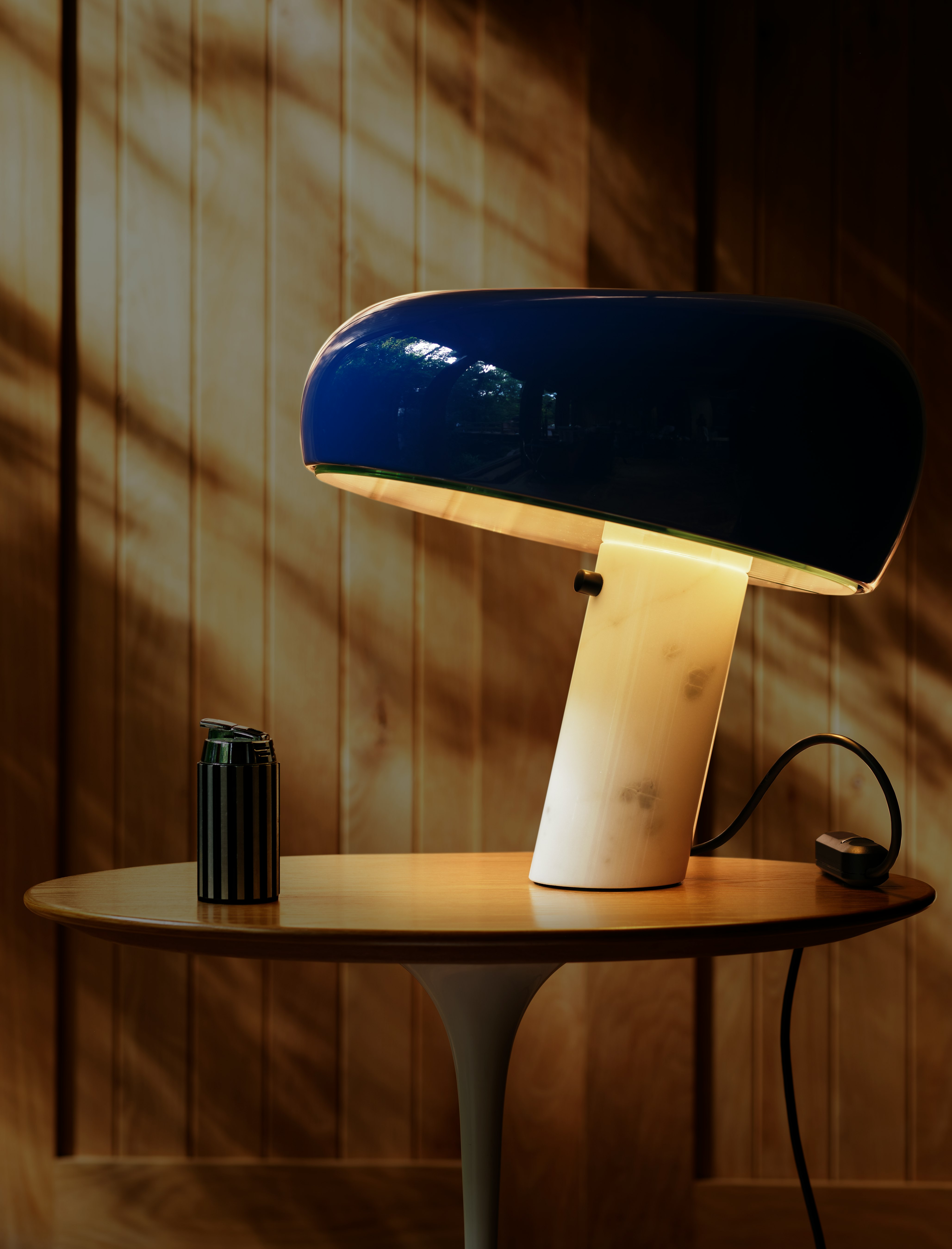 Snoopy Table Lamp in blue
