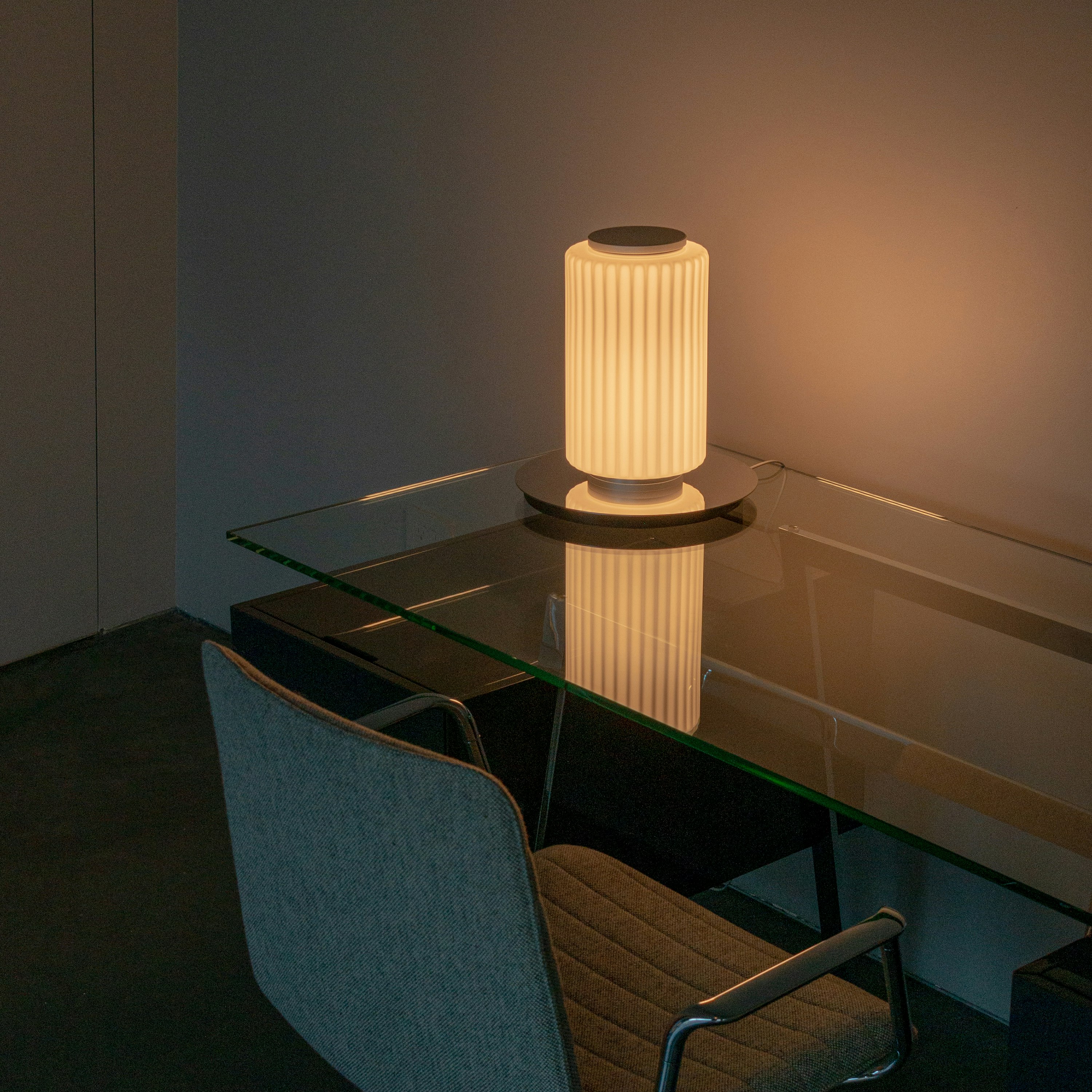 Column 175 Table Lamp